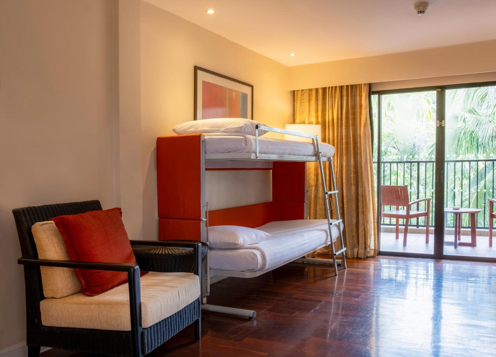 Phuket By Ihg Surin Beach (Phuket)