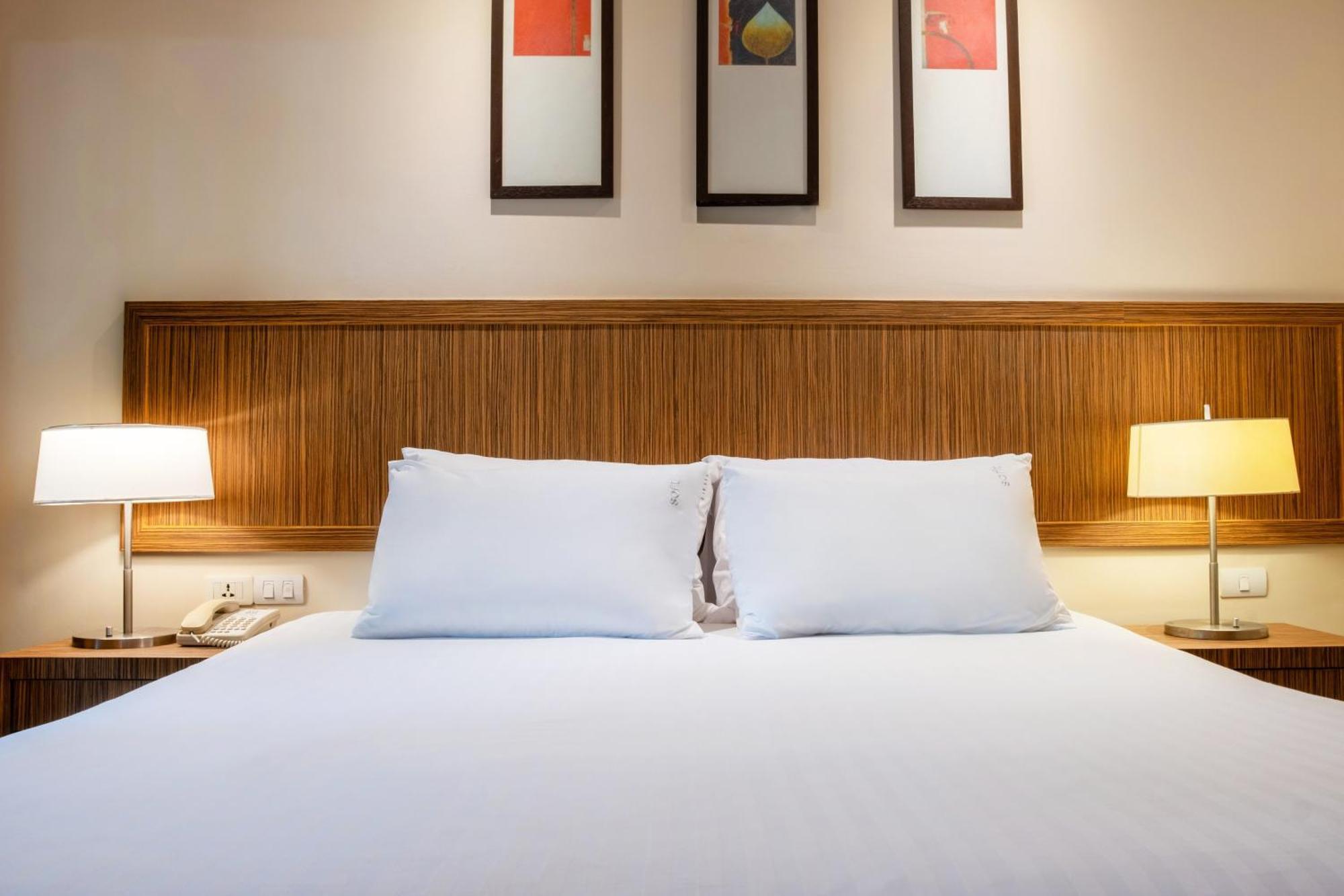 Hotel Phuket By Ihg 4*