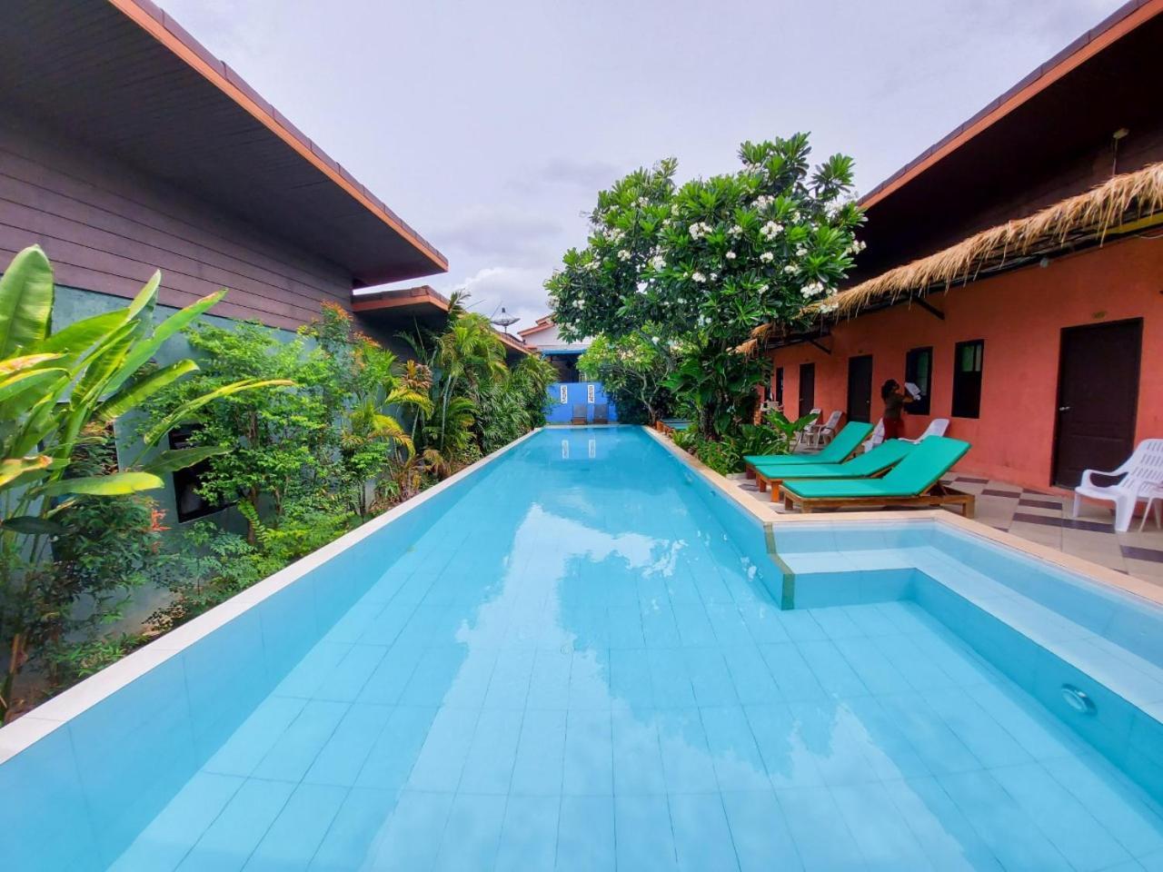 Hotel 2 2*