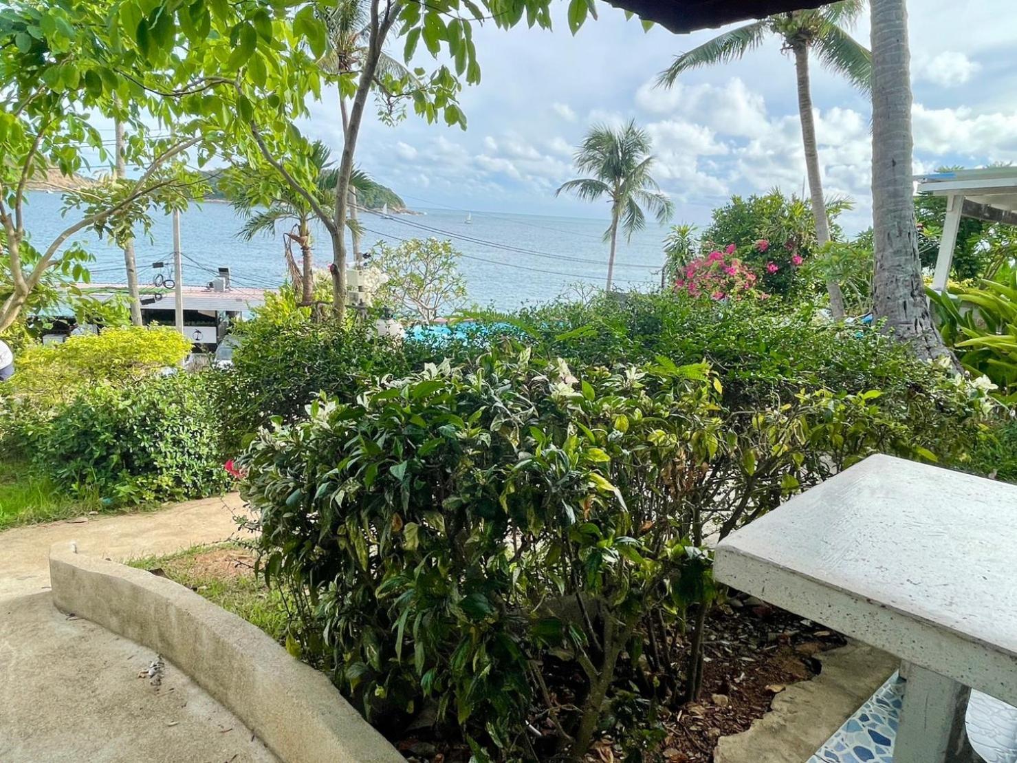 Naiharn On The Rock Phuket 2* Nai Harn