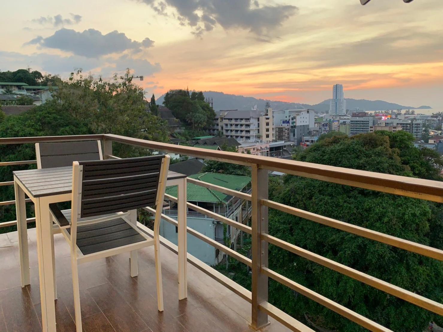 Ocean View Treasure Hotel