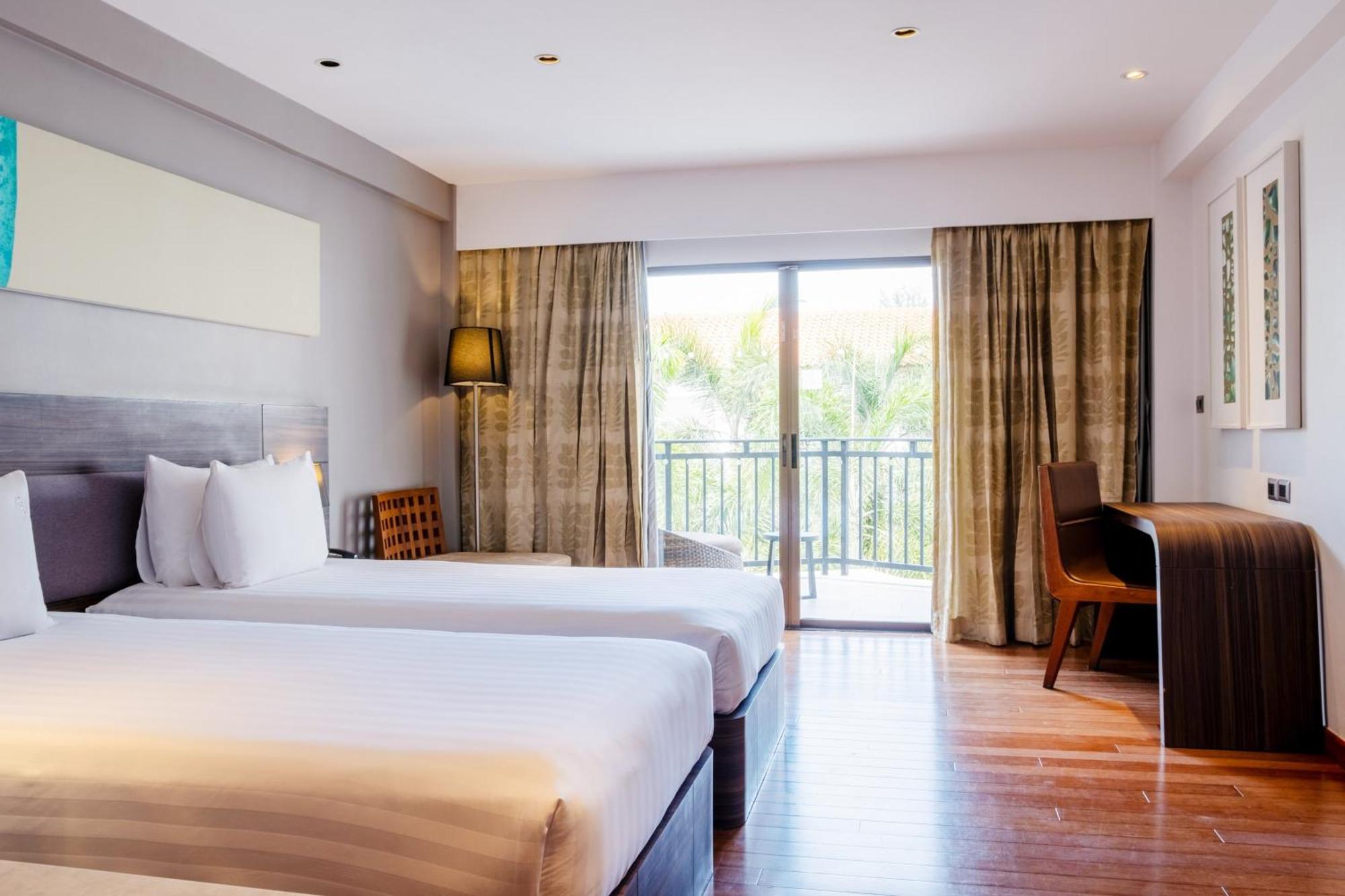 Phuket By Ihg Karon