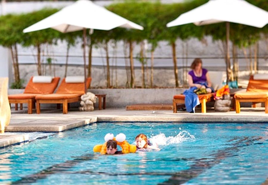 Hotel By The Sea 3*