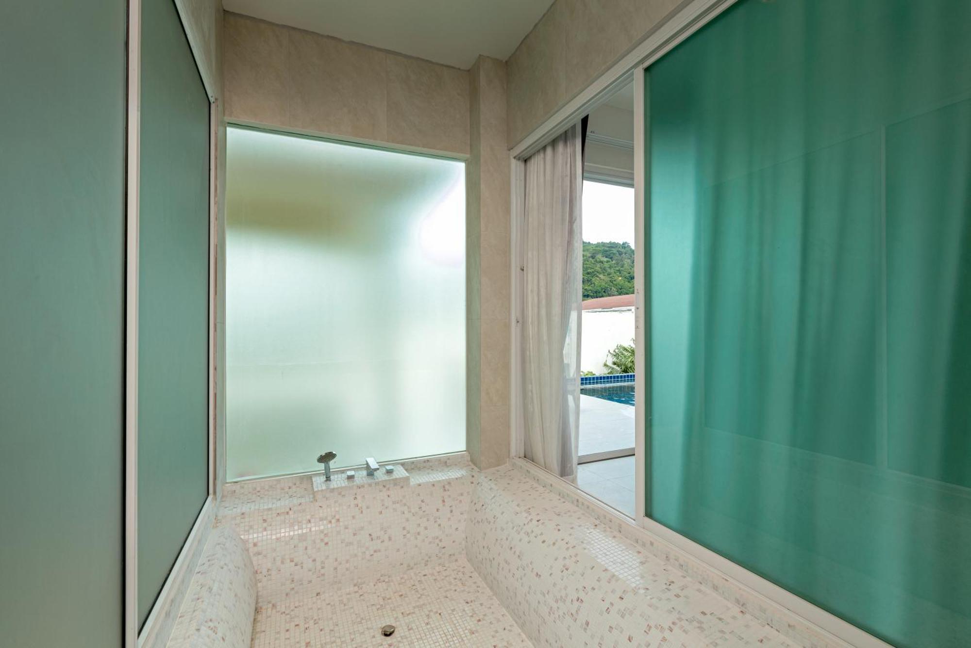 Hotel Amala Grand Bleu Hilltops - Sha
