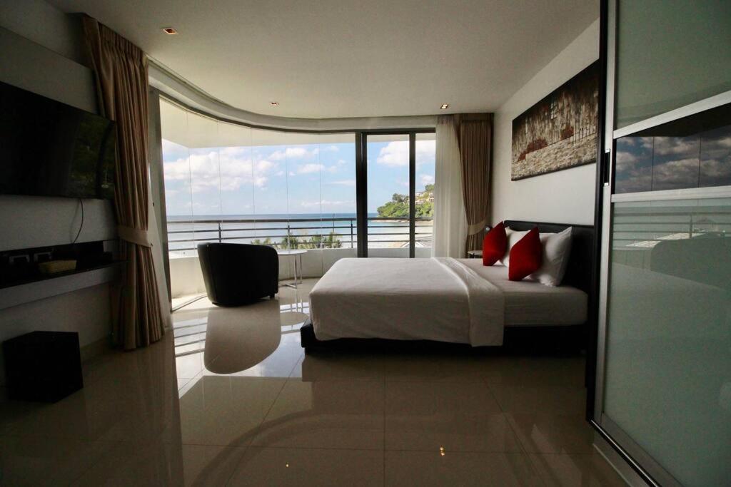 Luxury Rooftop Penthouse