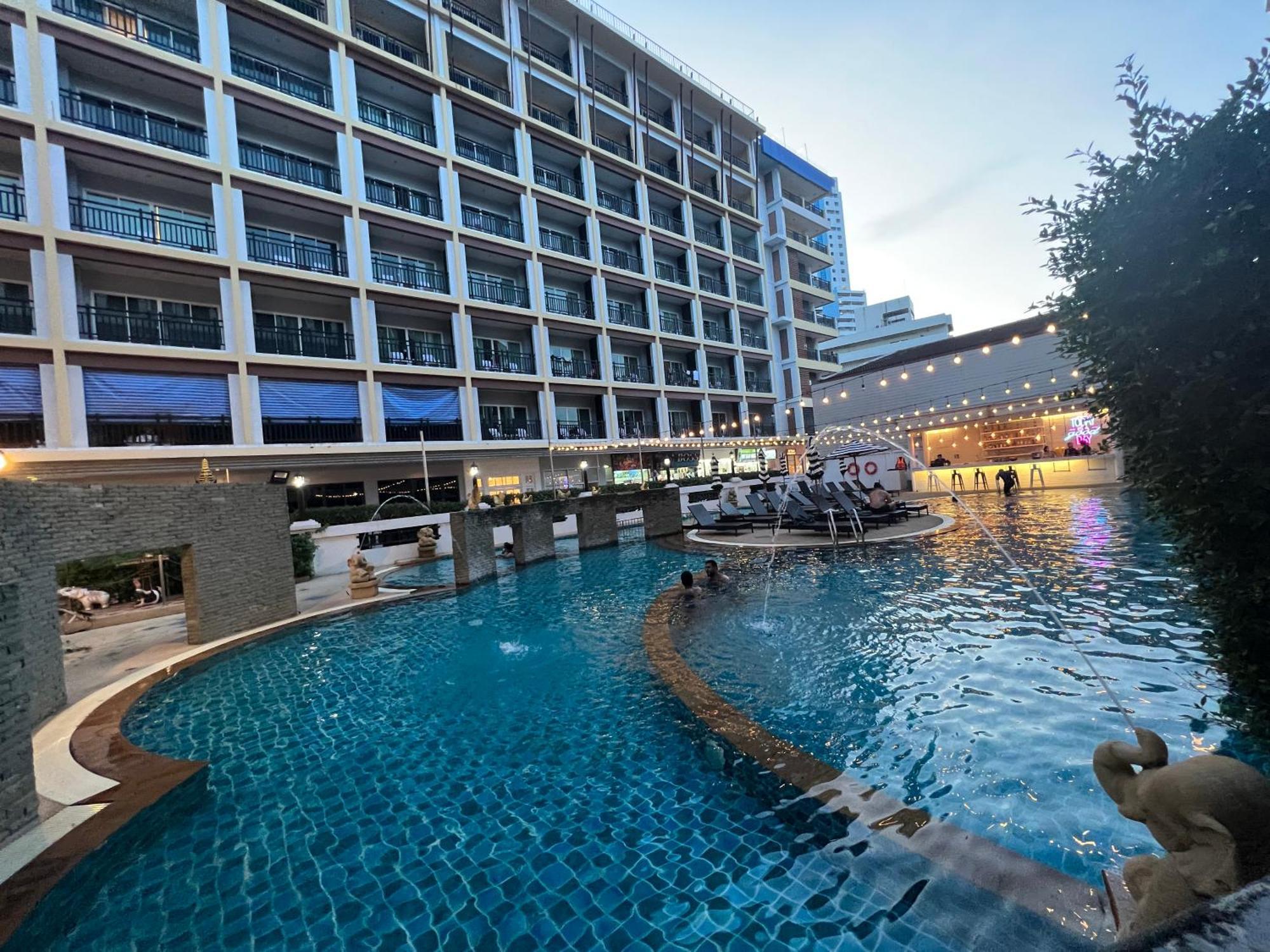 舒适 Anjing 民宿: 海滩附近的 Zhongwen 风格公寓 Apartment Patong