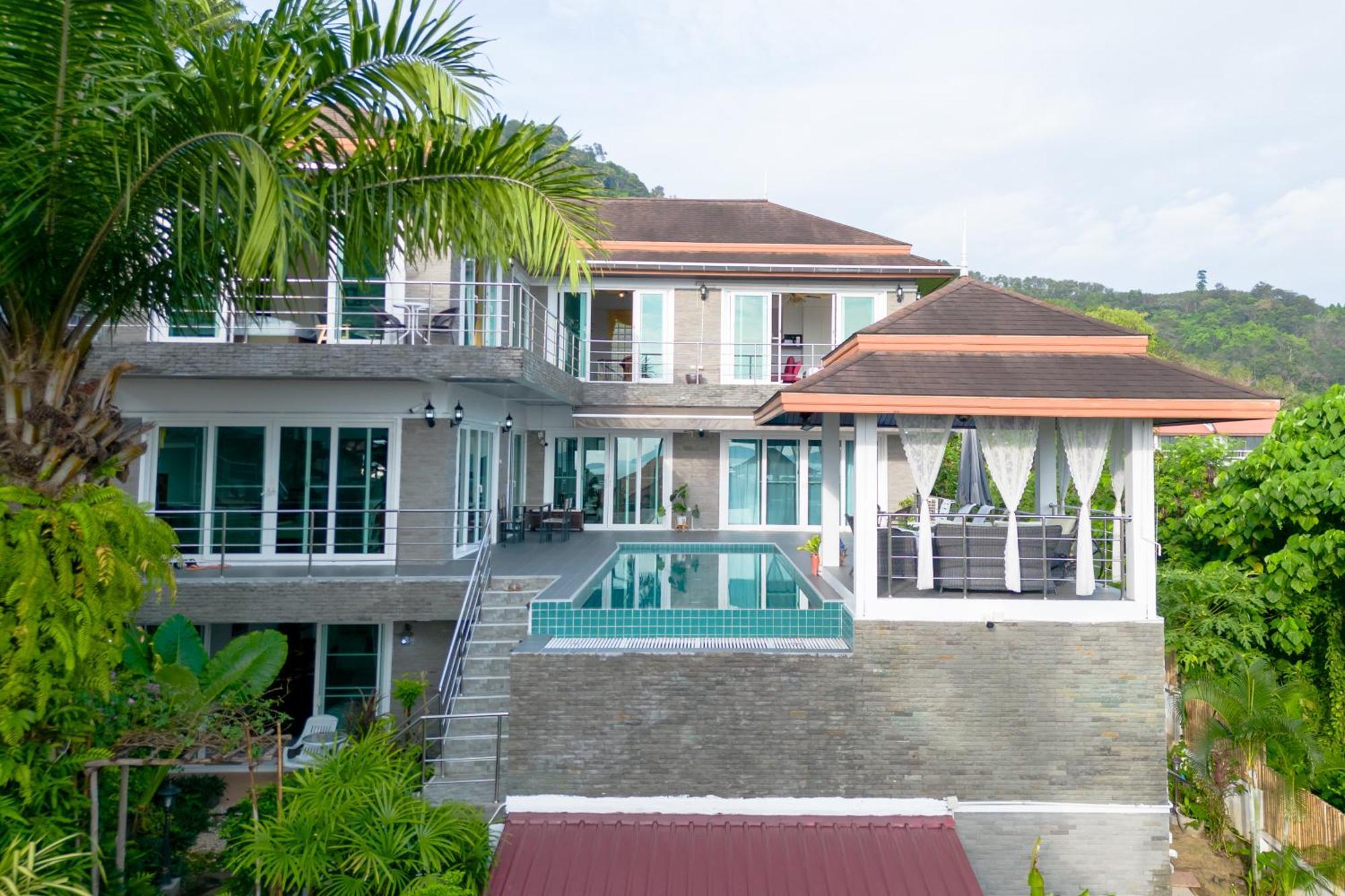 Gasthof ฺbaan Waru Seaview *