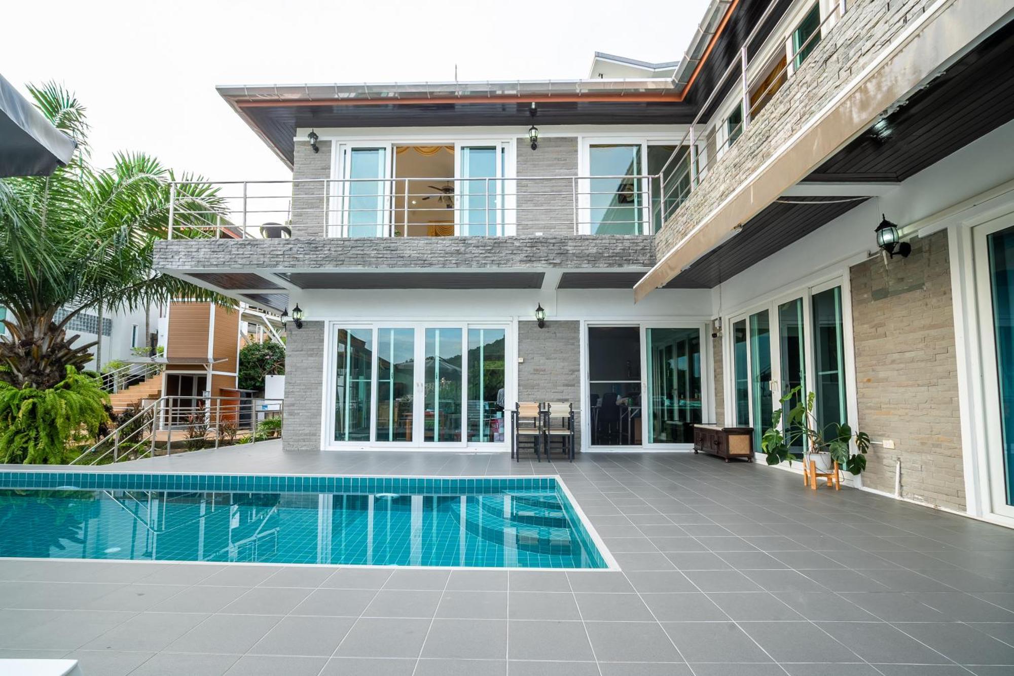 ฺbaan Waru Seaview Gasthof Ban Kata