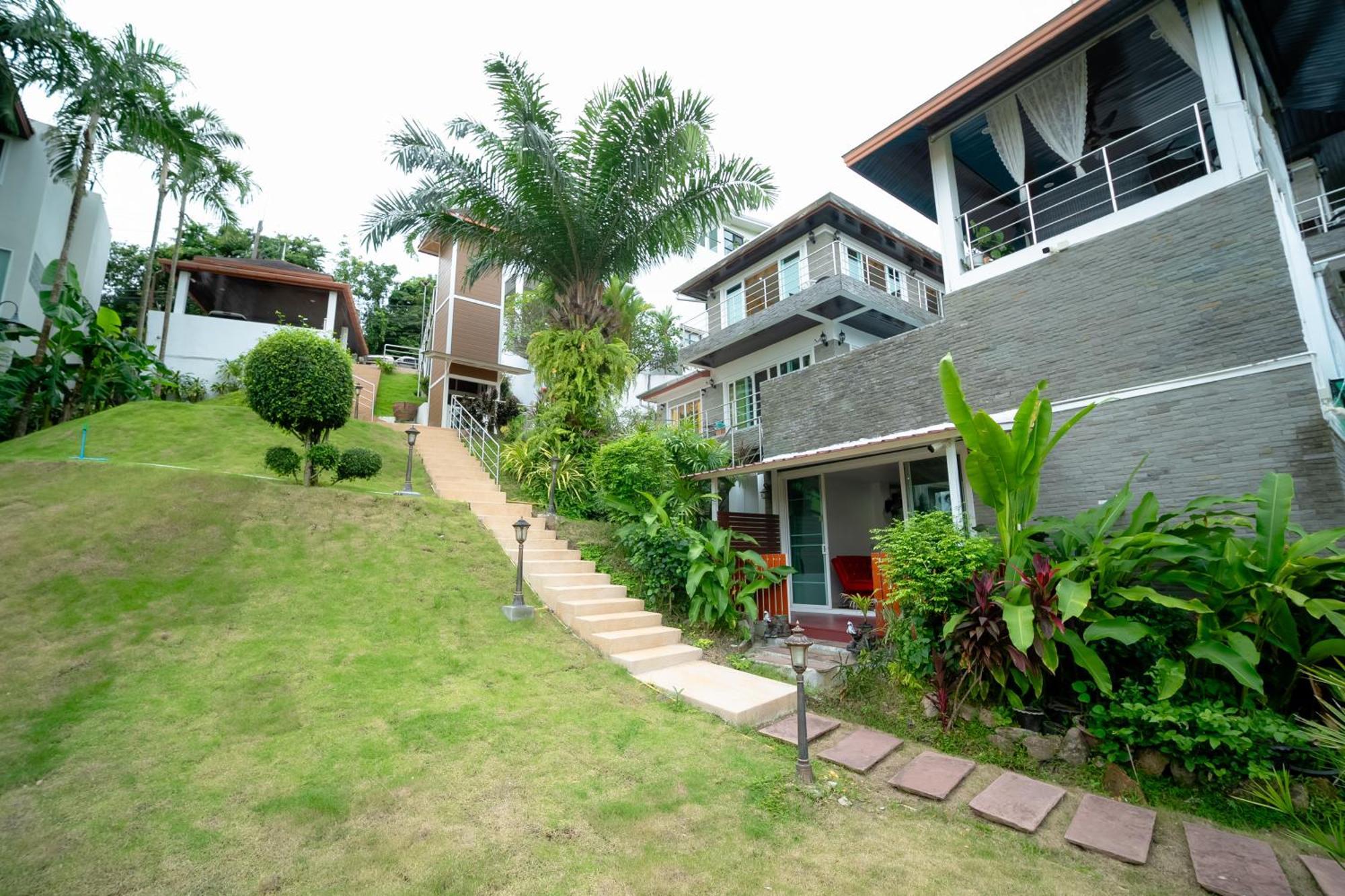 ฺbaan Waru Seaview