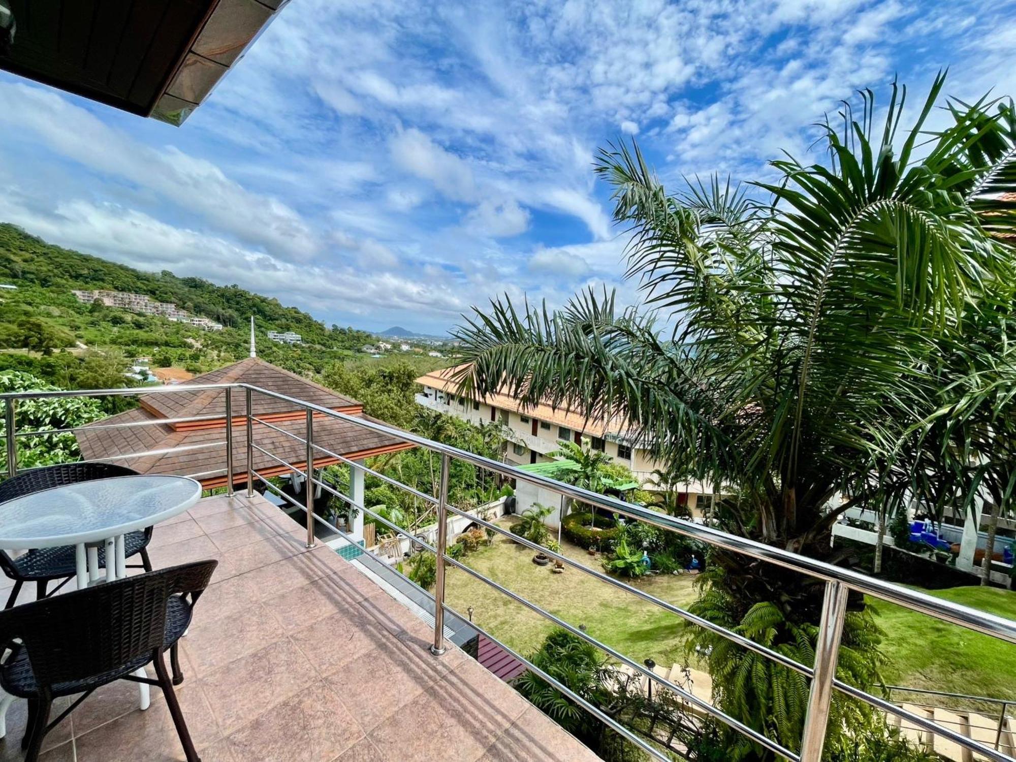 ฺbaan Waru Seaview *