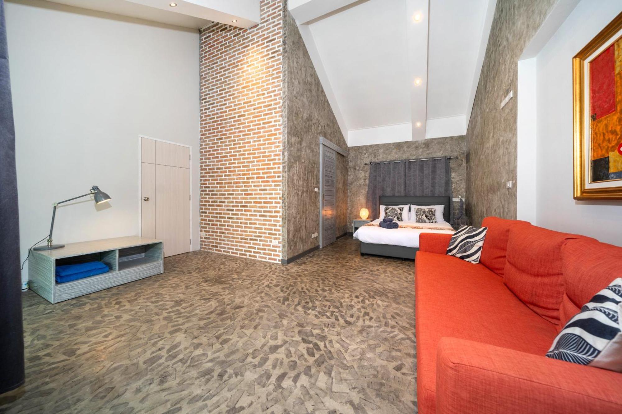 Villa Sanook Dream Nai Harn