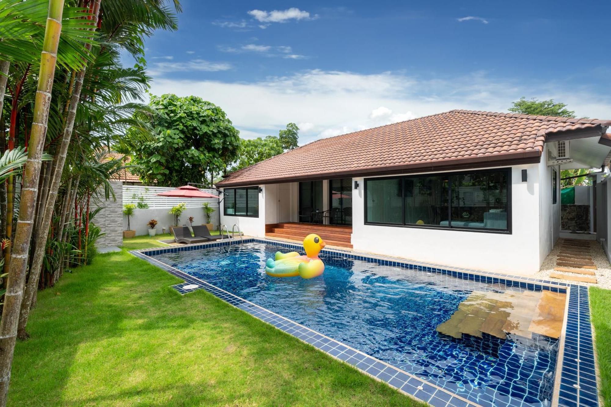 Sanook Dream Nai Harn Villa
