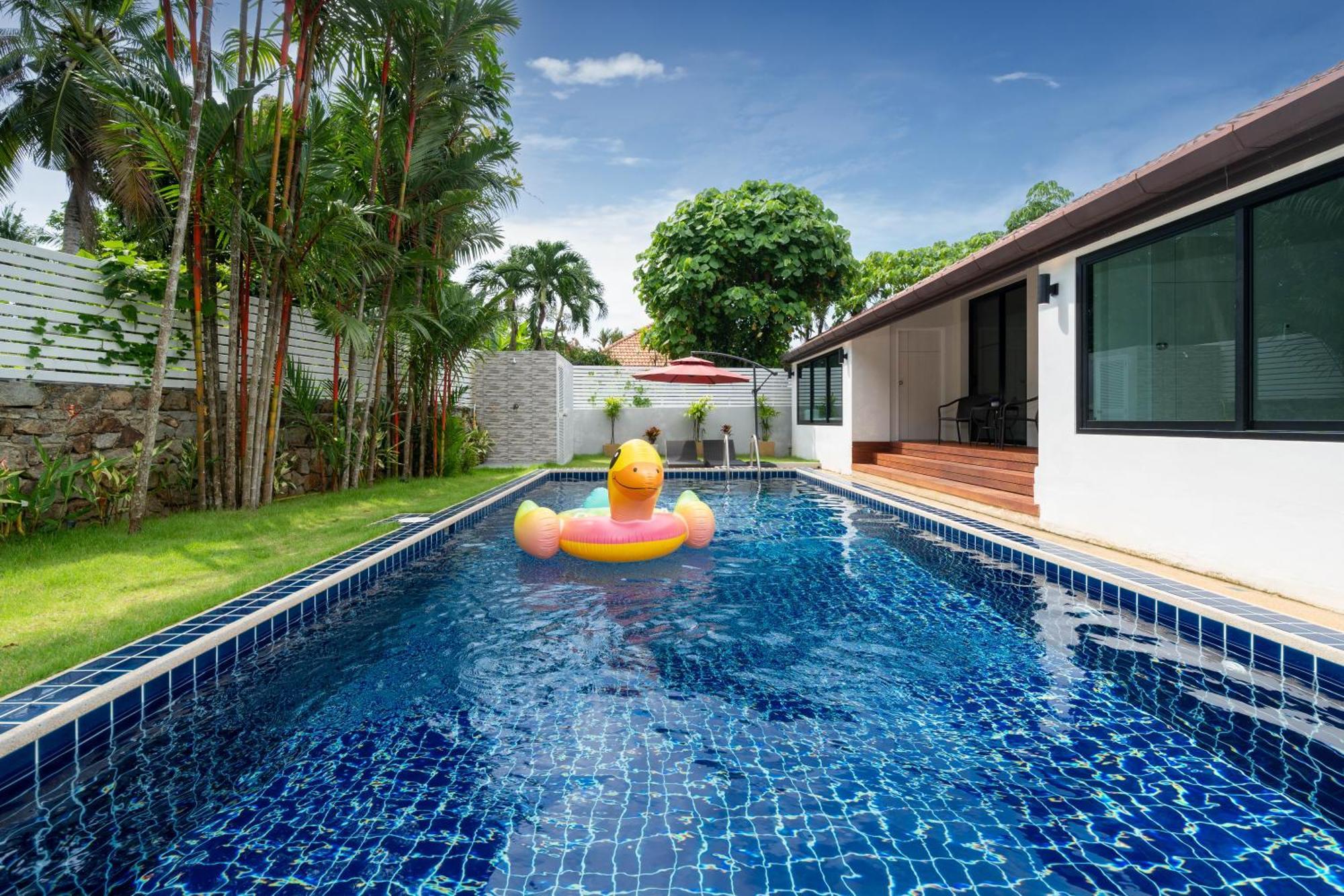 Sanook Dream Nai Harn Villa