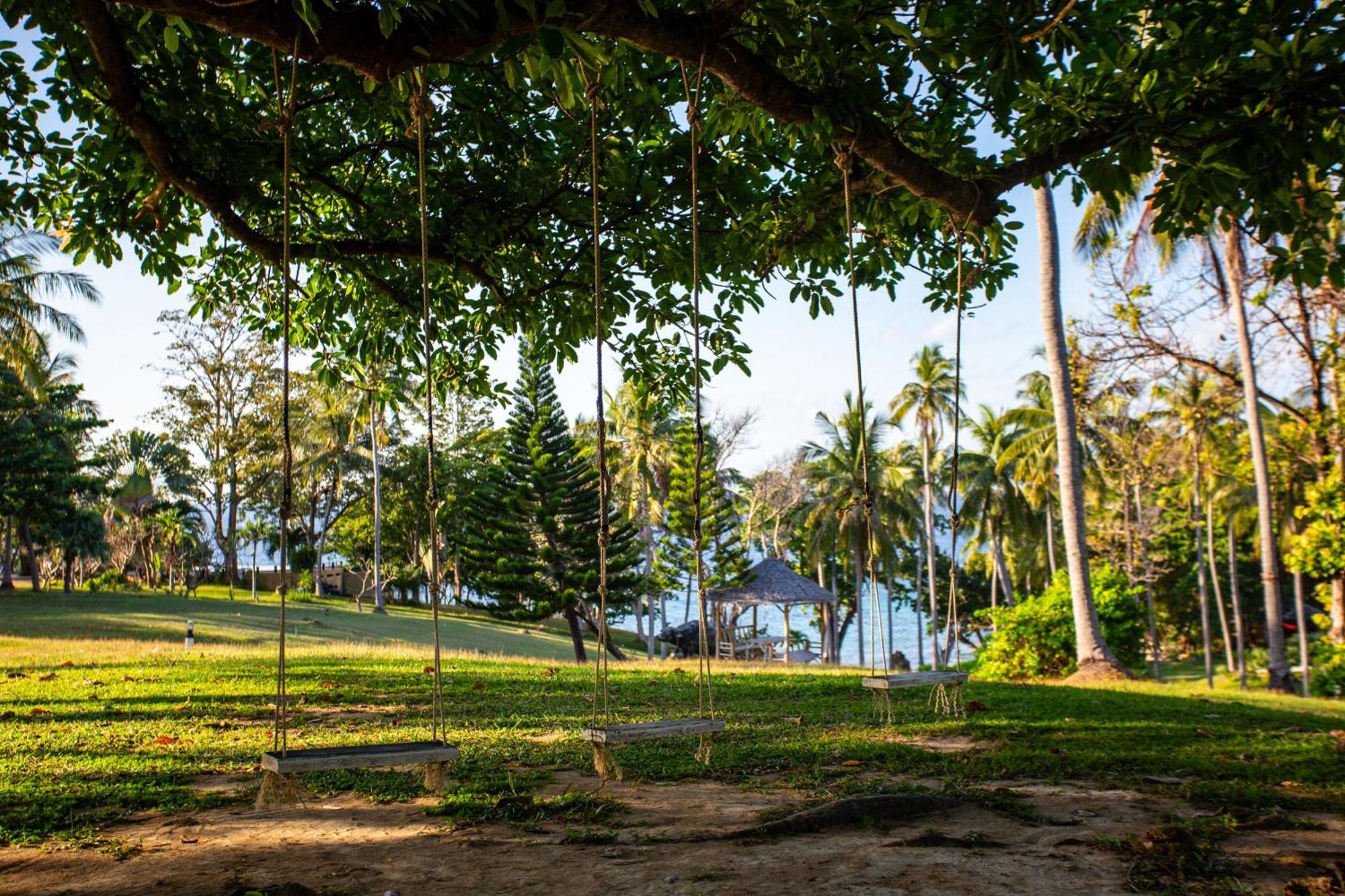 Ban Raya And Koh Racha Yai