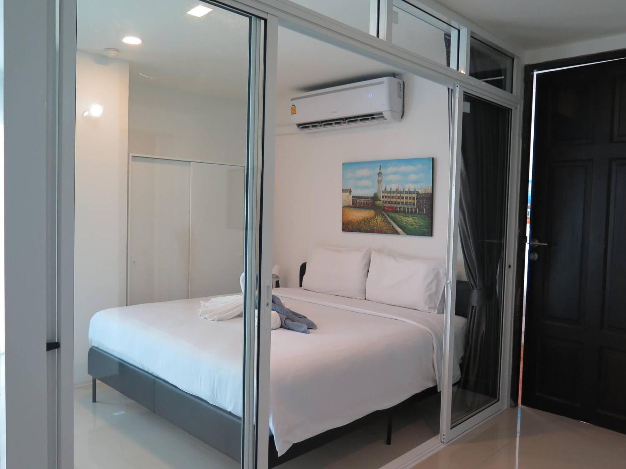 618-penthouse 3 Bedrooms Walking To * Patong