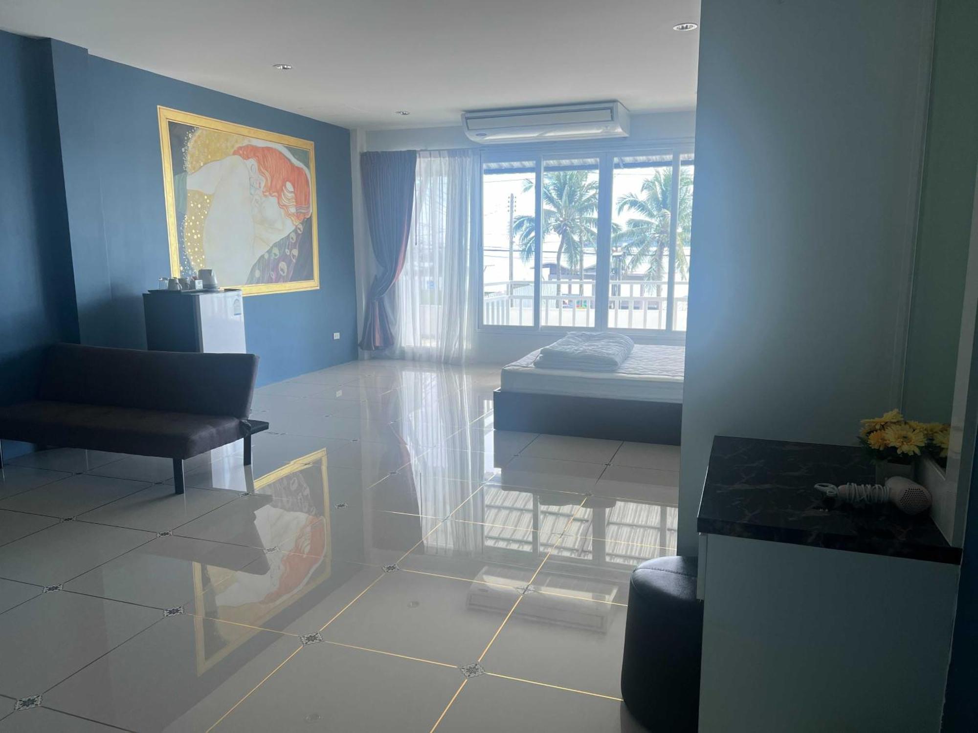 Panwa Side Beachfront Hotel 4*