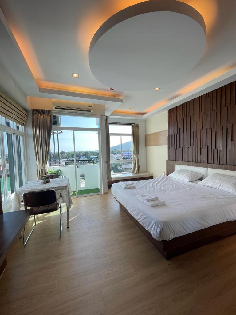 Apartment 1 Lumineux Avec Vue A 180° Ban Klang (Phuket)