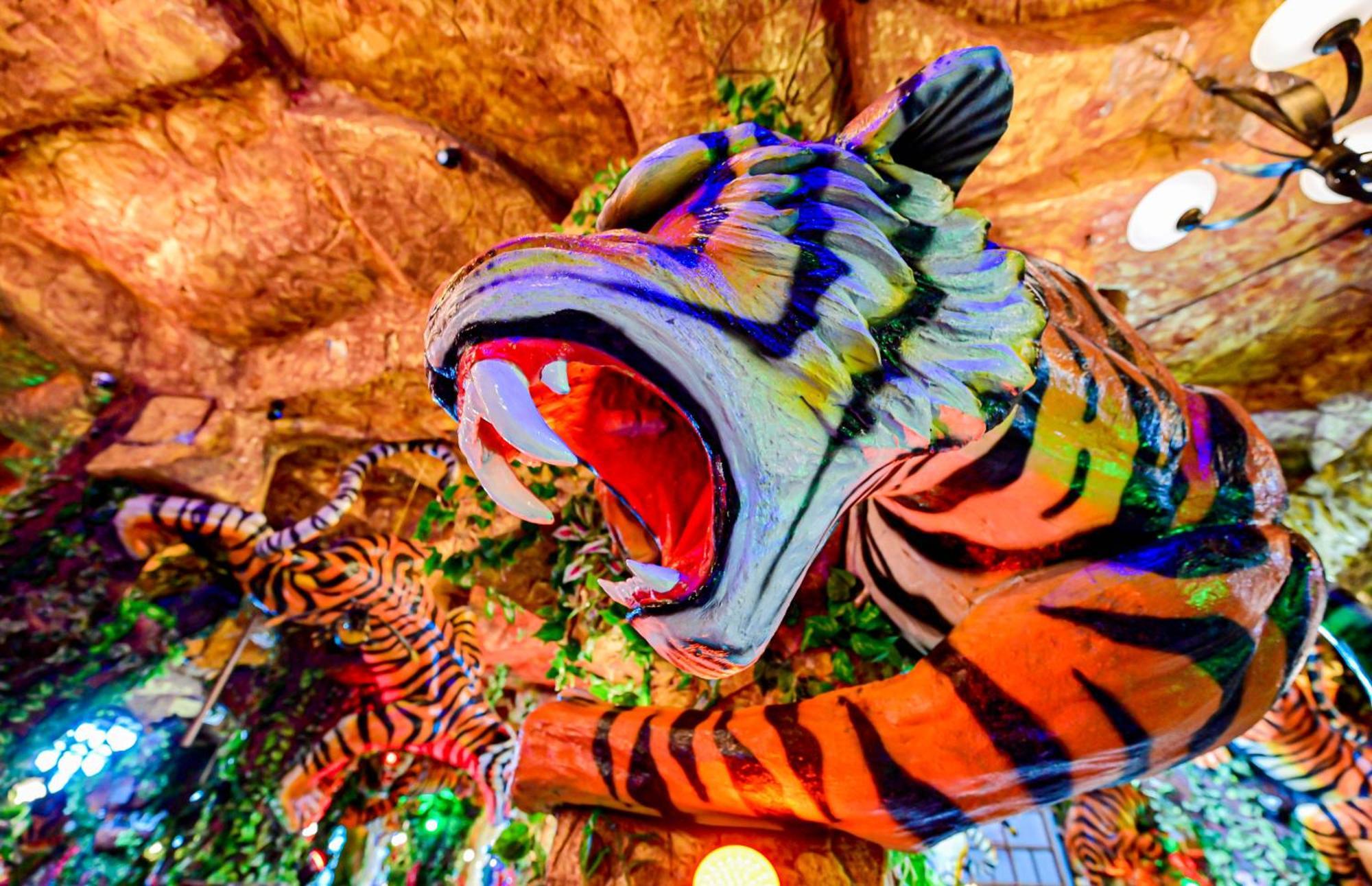Hotel Tiger Complex