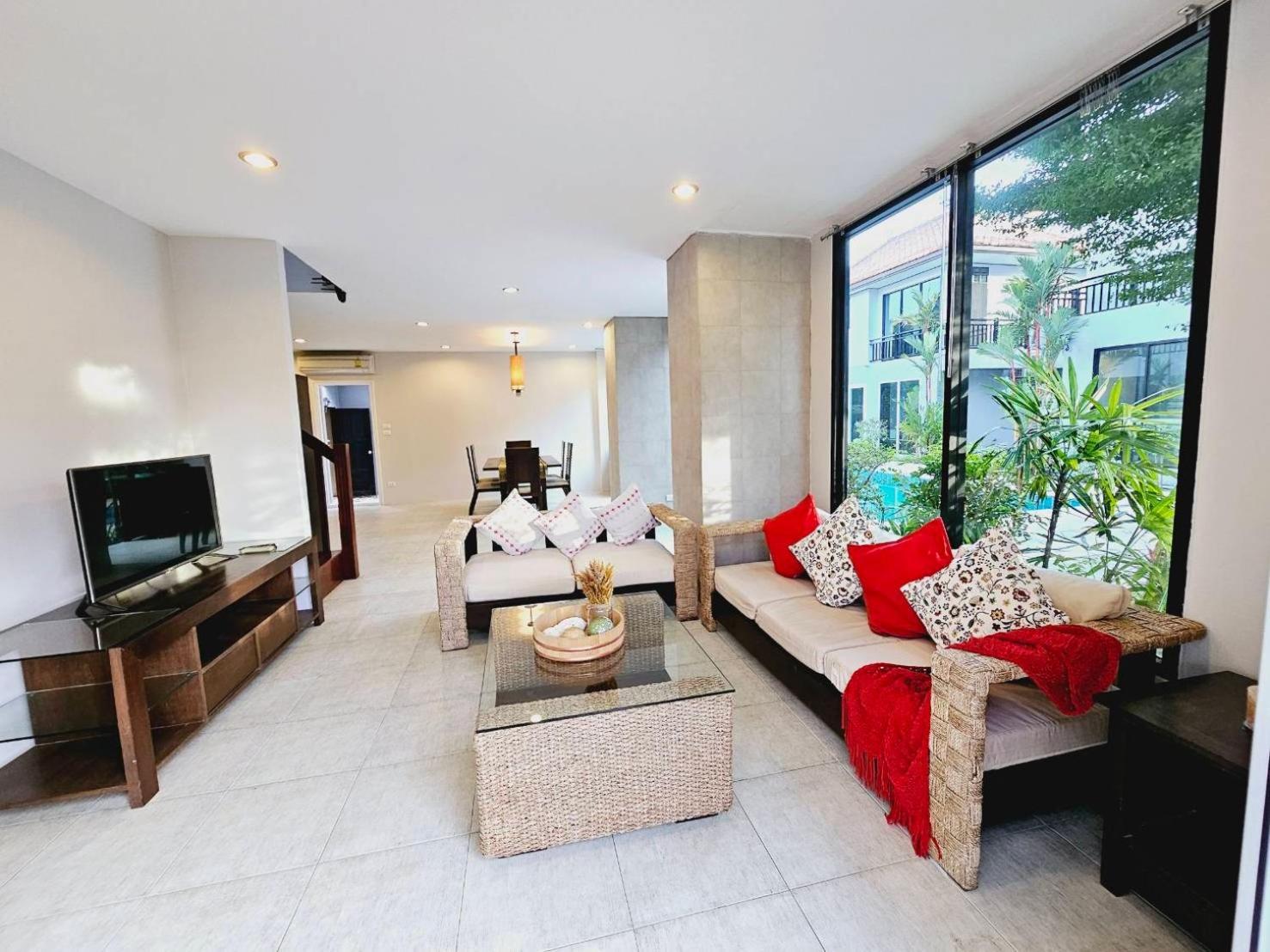 Vila Kraam Thalang
