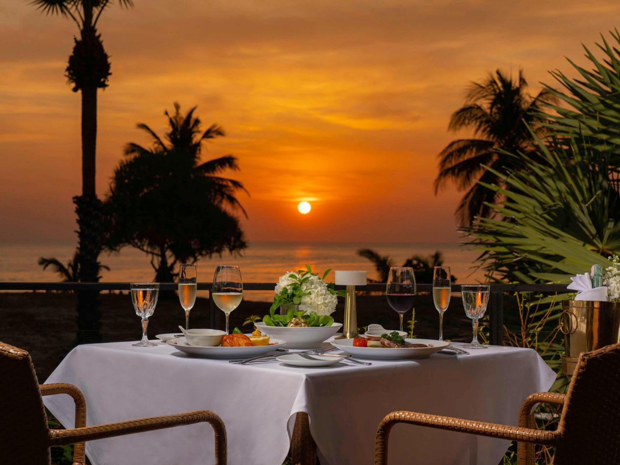 Pullman Phuket Beach 5*