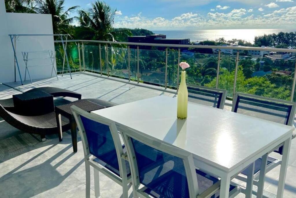 Villa Seaview Overlooking Karon Beach Spa3