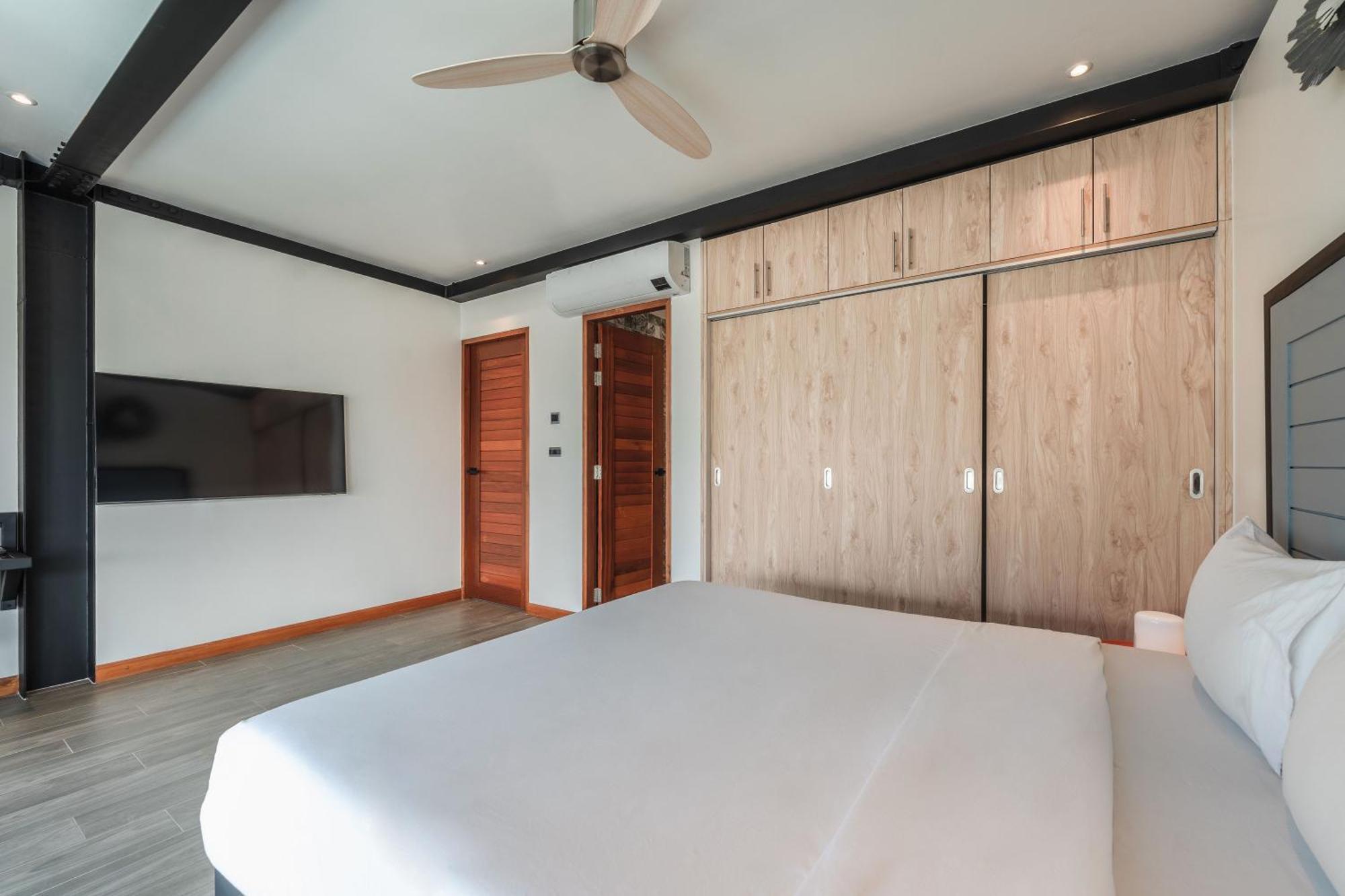Totally New 4br Private Sunset Garden 2, 12m Oxygen Pool *
