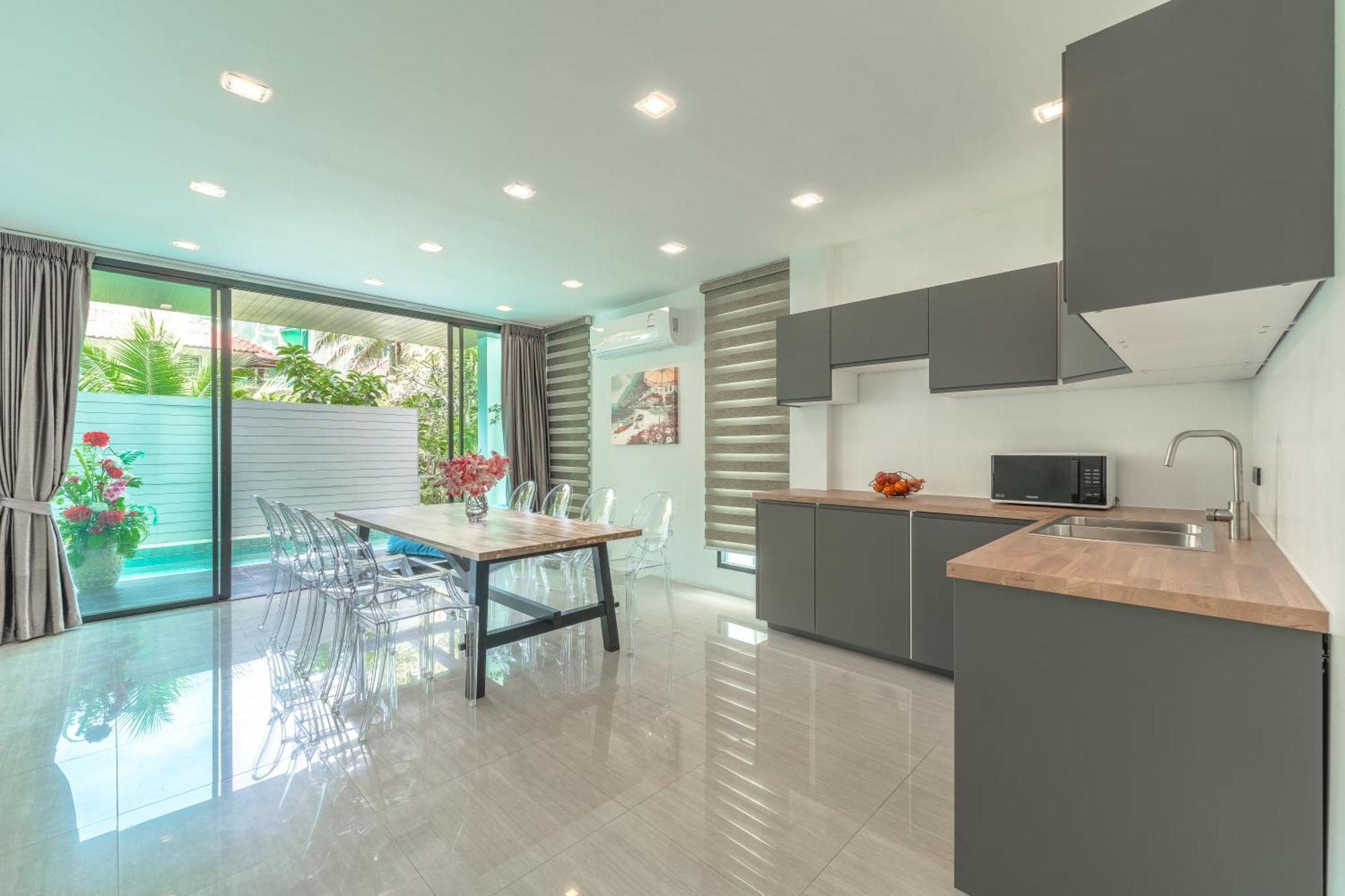 Vila 3-story Pool Katazhang Just 7 Min Walk To - Utk3 *