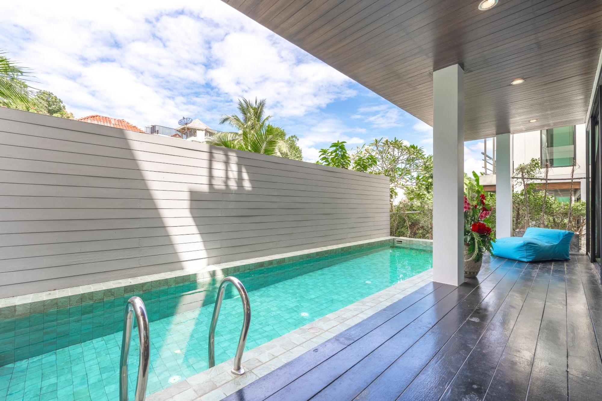 3-story Pool Katazhang Just 7 Min Walk To - Utk3 Vila