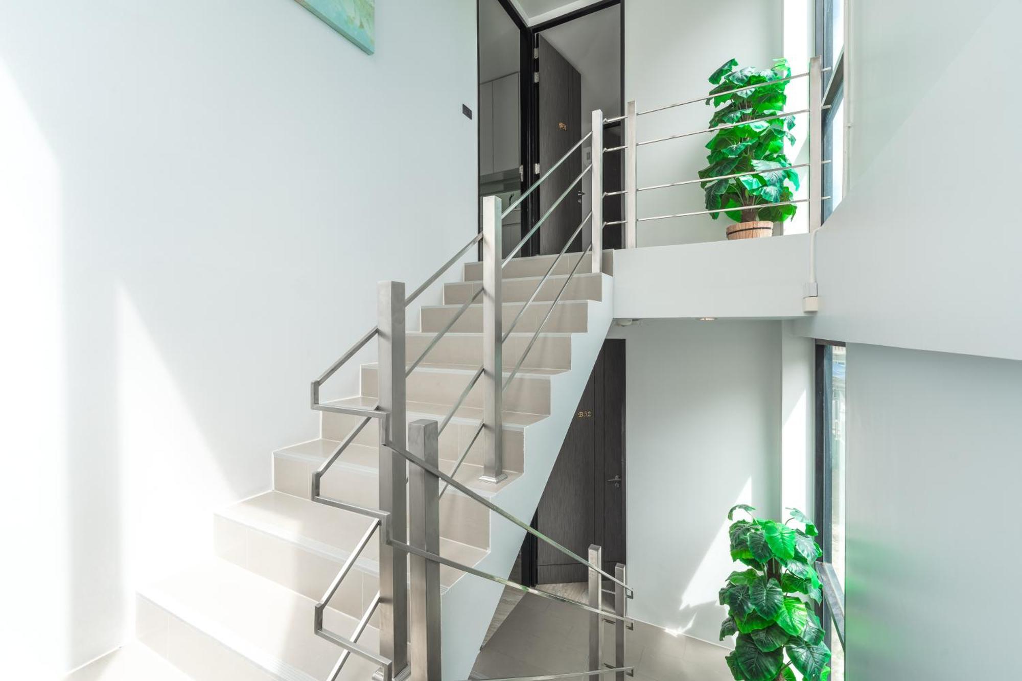 3-story Pool Katazhang Just 7 Min Walk To - Utk3 *