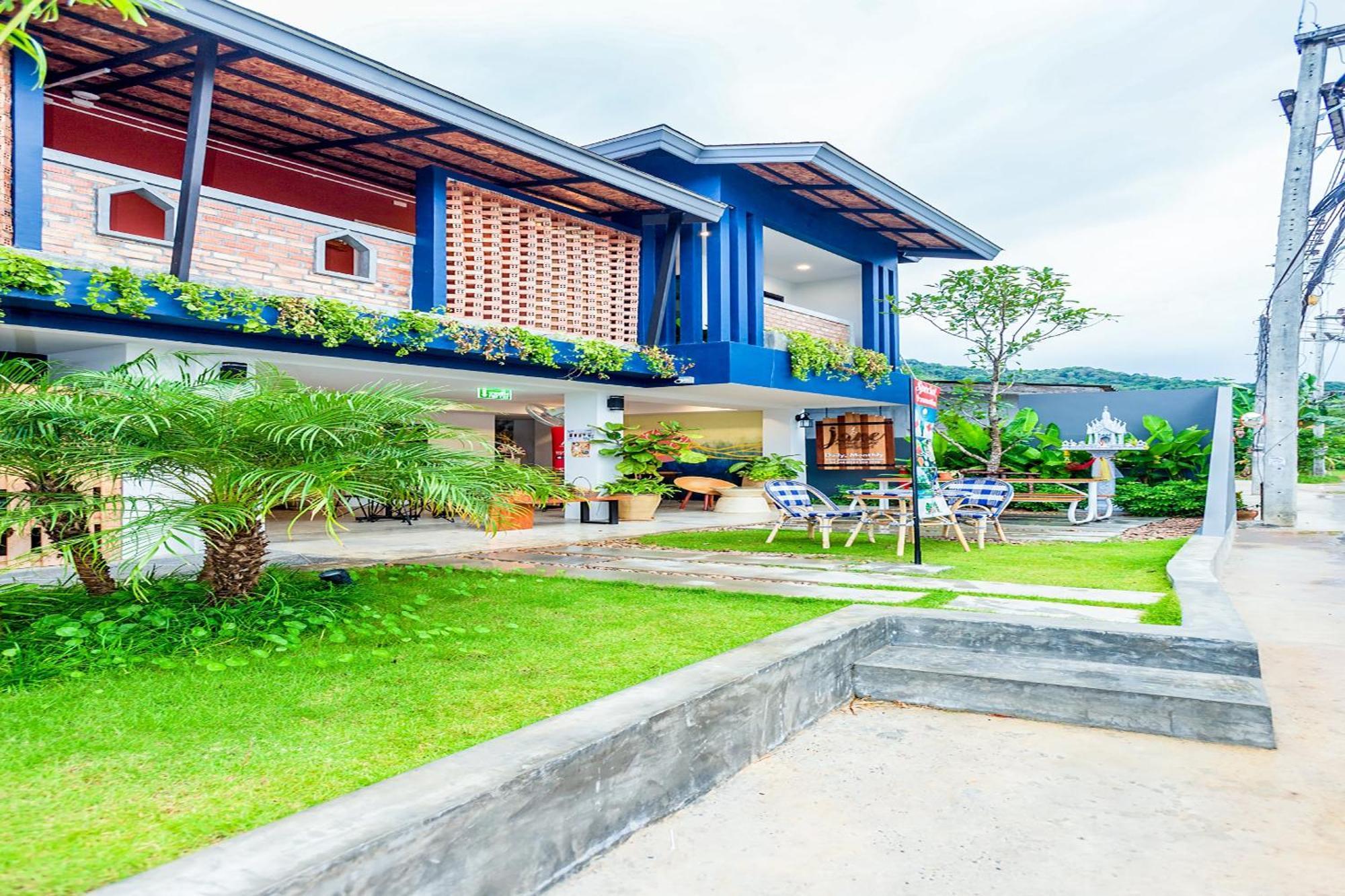 Oyo 422 Jane​ Homestay​ And​ Resort​ Hotel 2*