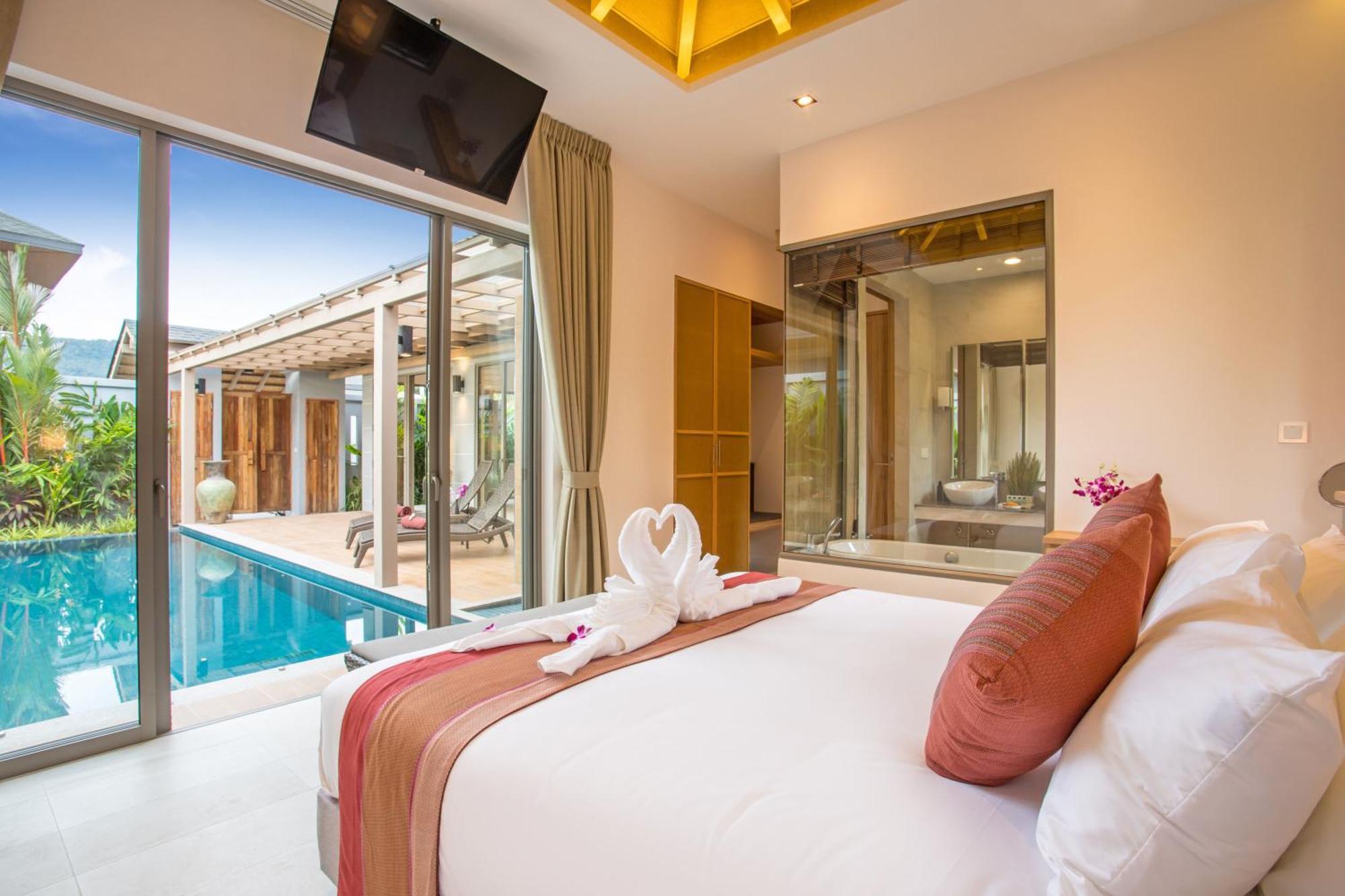 Boutique 2br Dalaa 1, Chemical Free Pool, Gated Residence, Pousada Praia de Kamala
