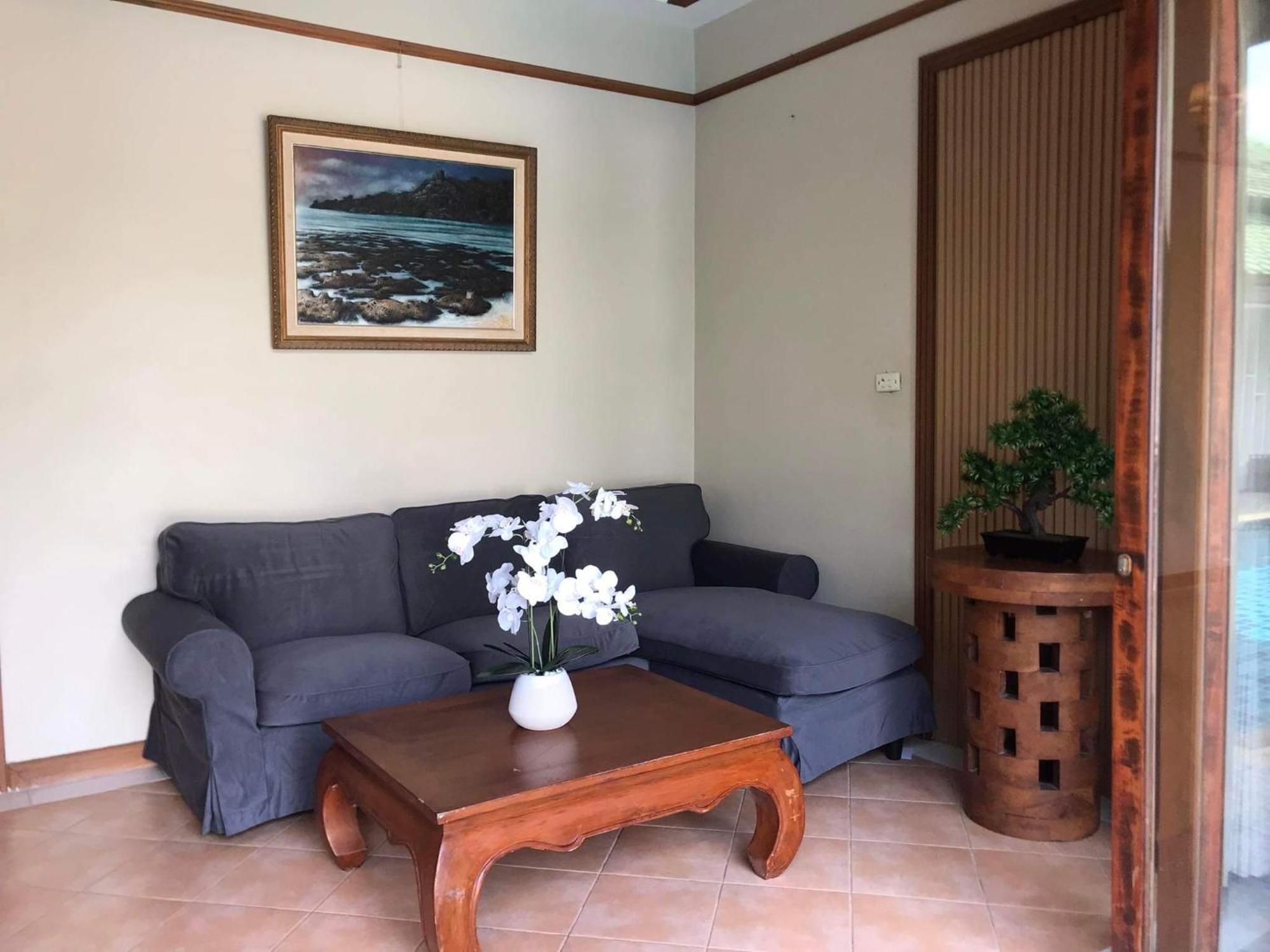 Plumeria Thalang Villa
