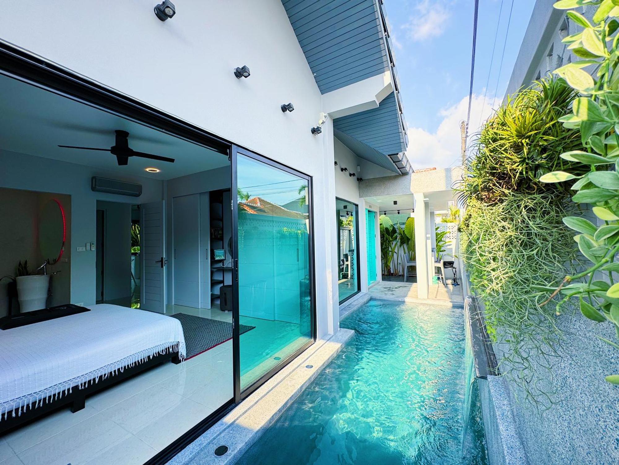 Stylish 3br Walk To Beautiful Shared Pool Holiday home *