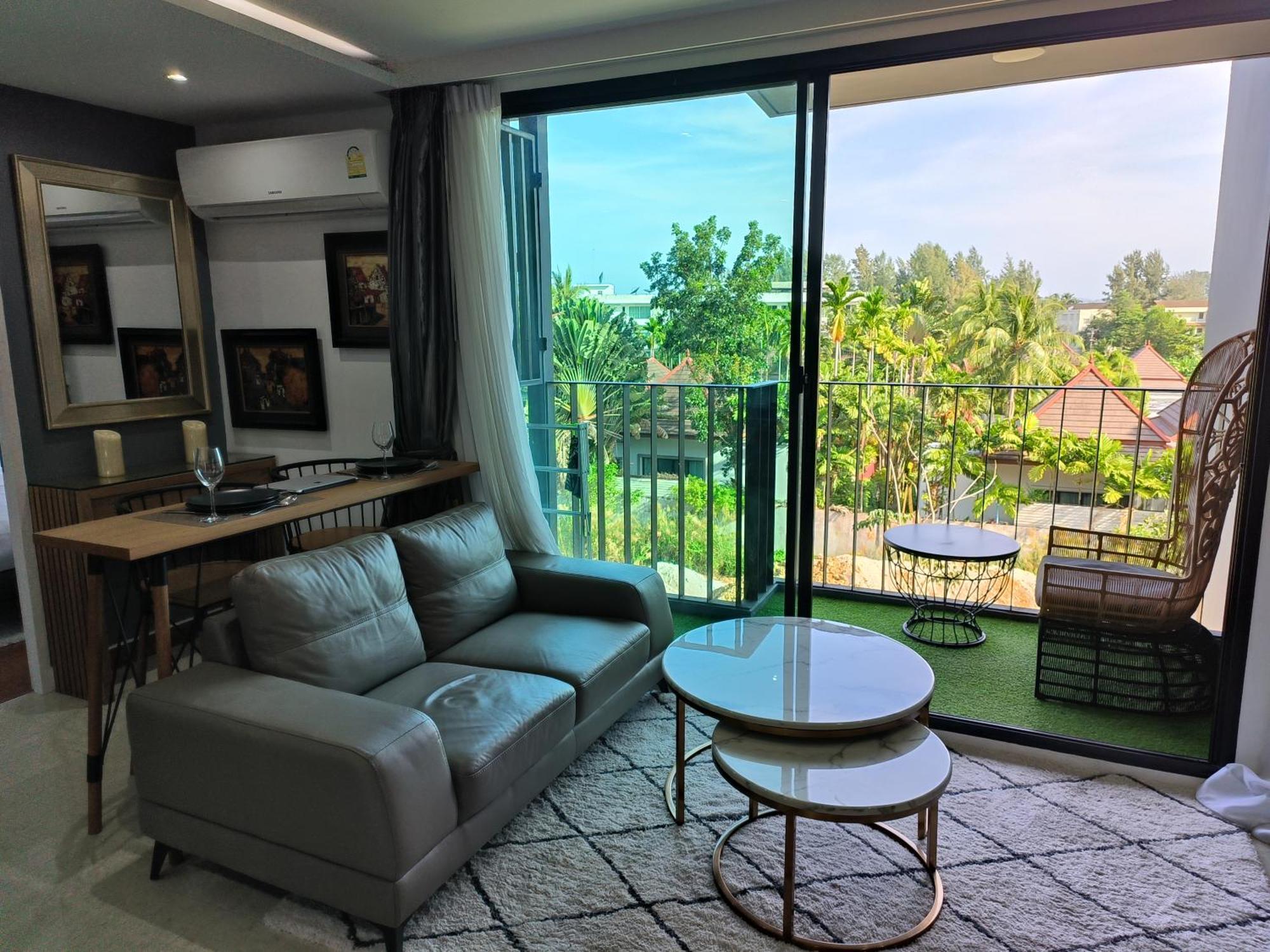 Apartment The Aristo 1 Surin *