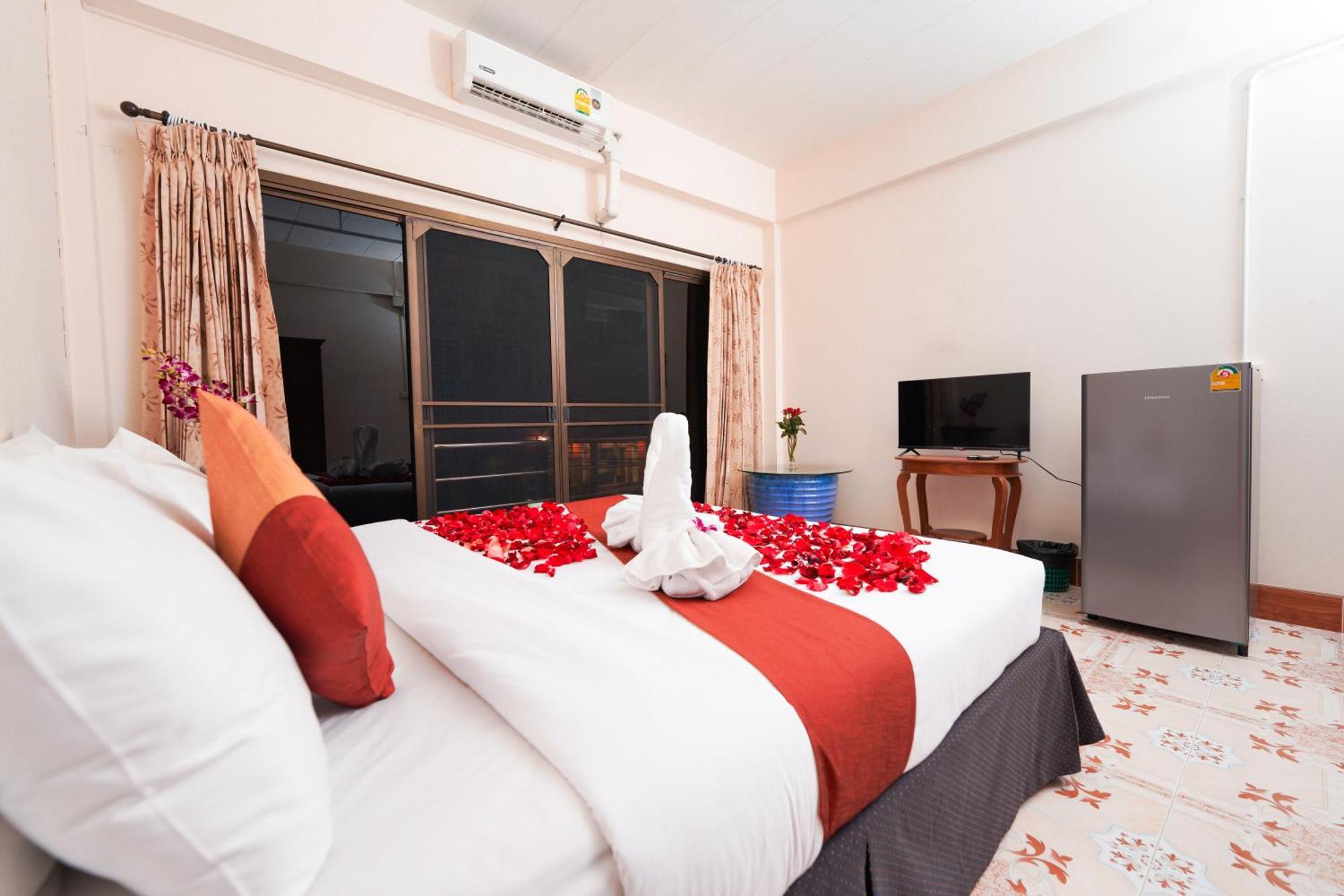 Baan Backpacker Hostel