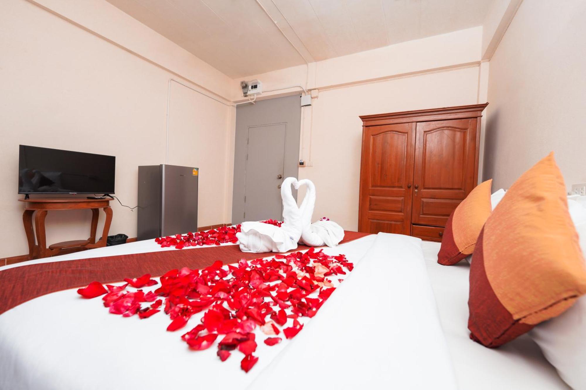 Baan Backpacker Hostel