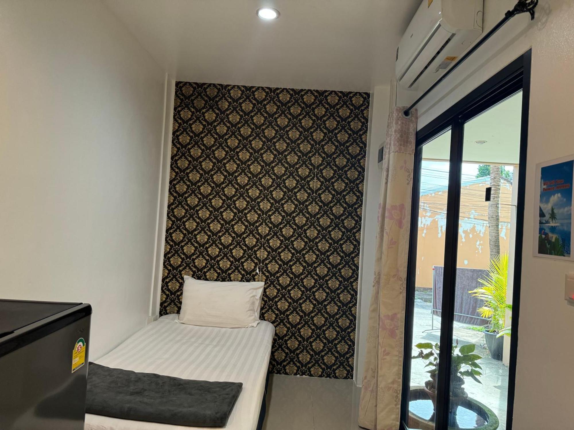 Golf House Gasthof Nai Yang Beach