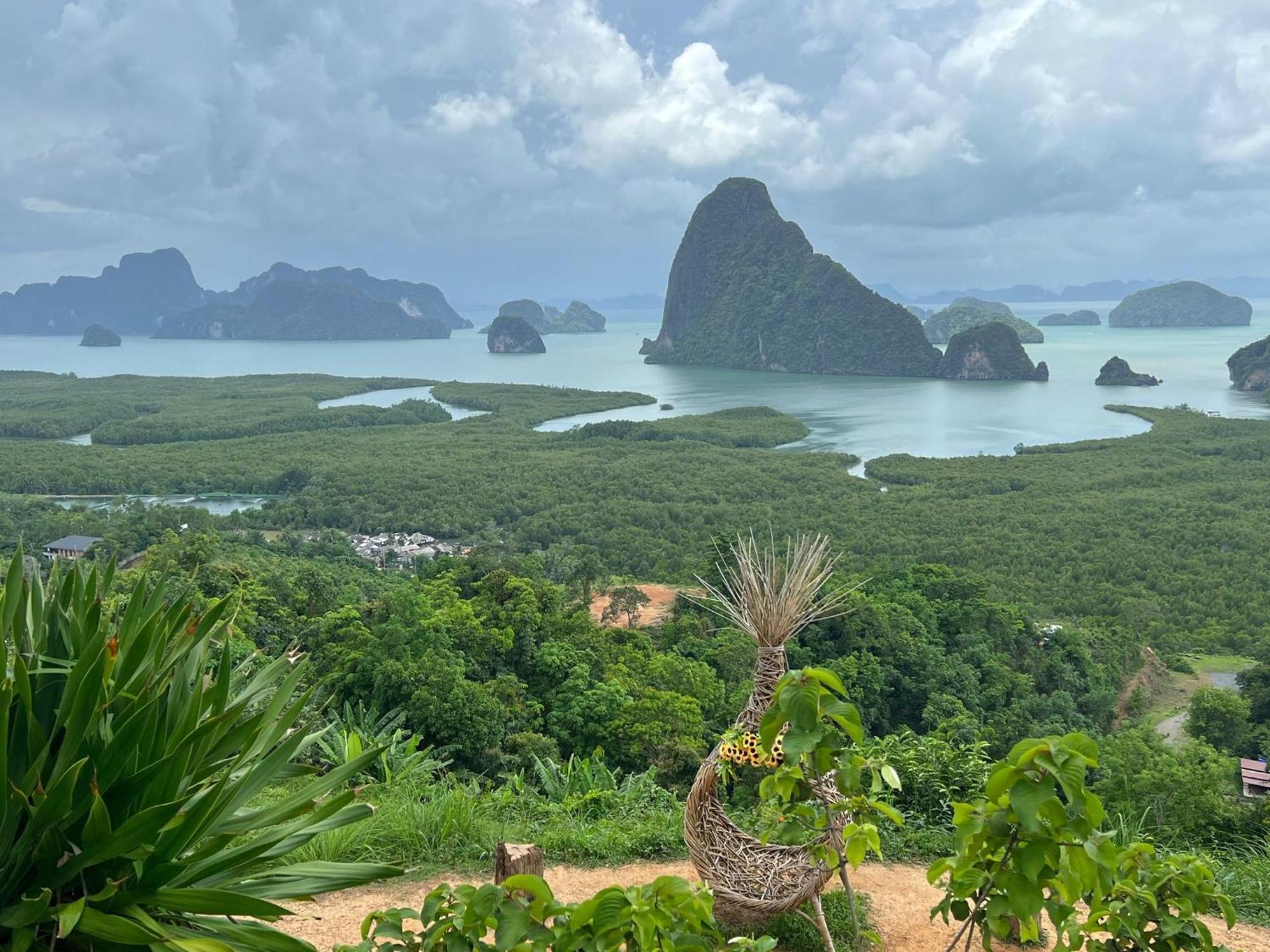 Khao Manee Villa *