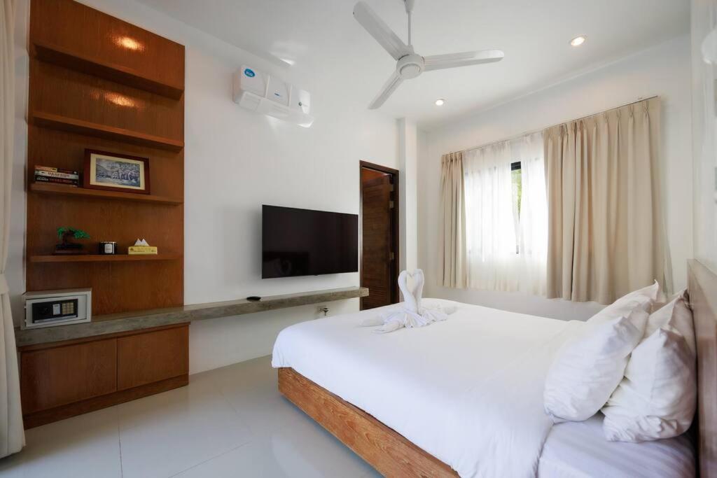 Paradise Found: 2-bedroom Bliss in rawai Phuket