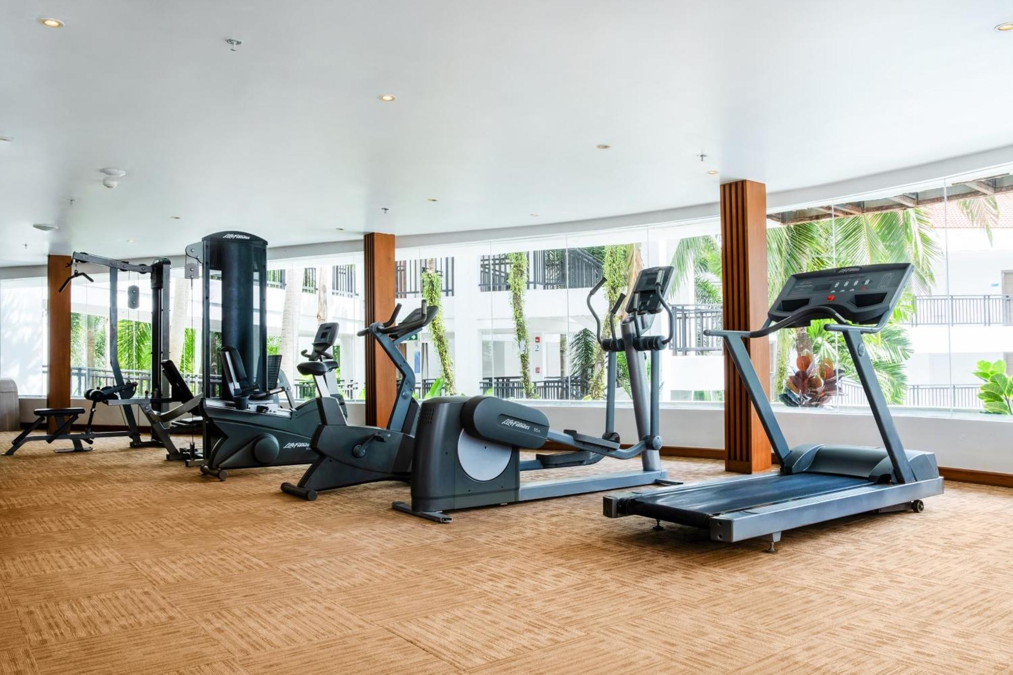 Phuket By Ihg Karon