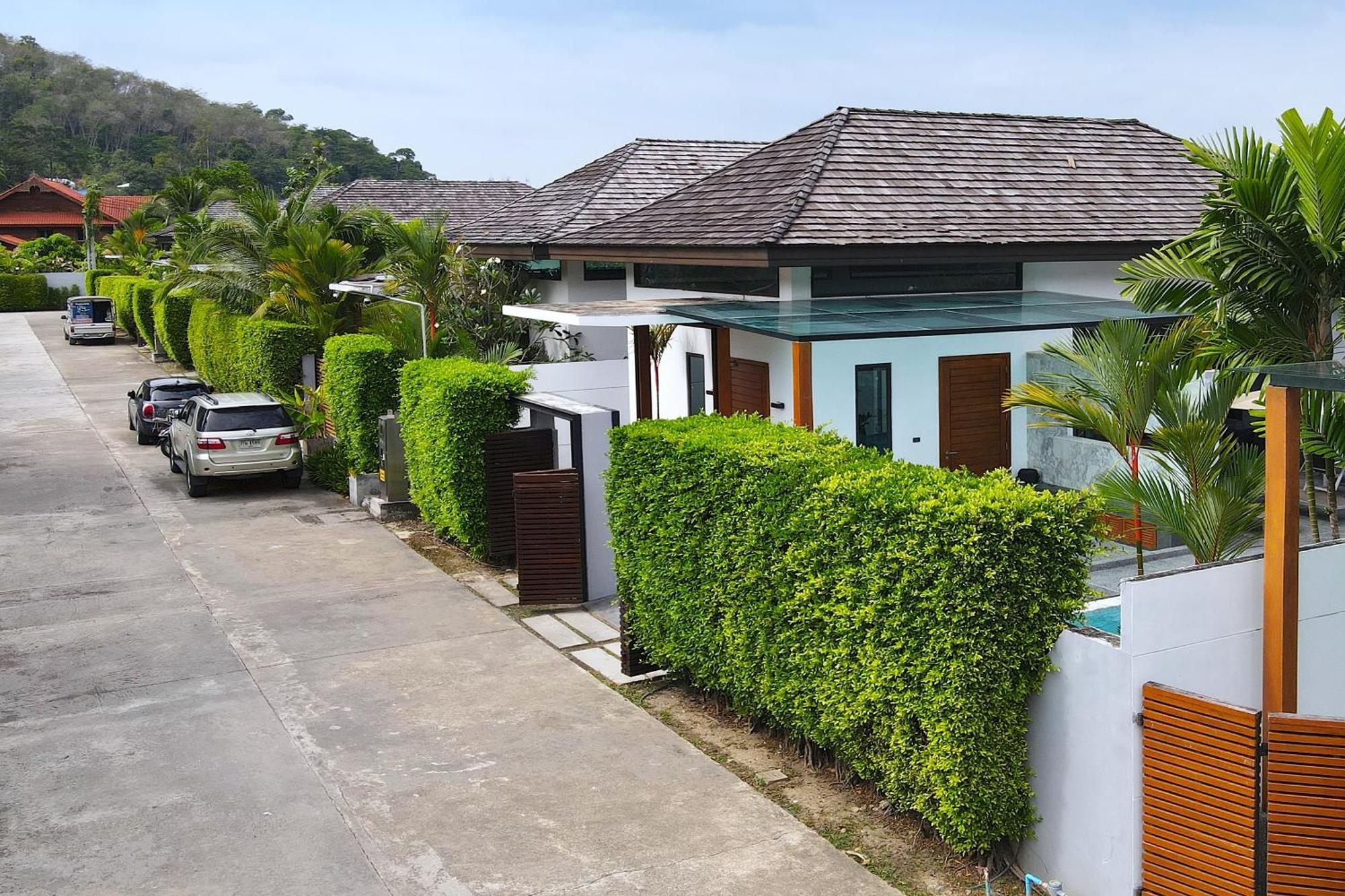 Vila Elegant 3br Coco B6 With Private Pool, In Gated Residence, Near Pantai Kamala
