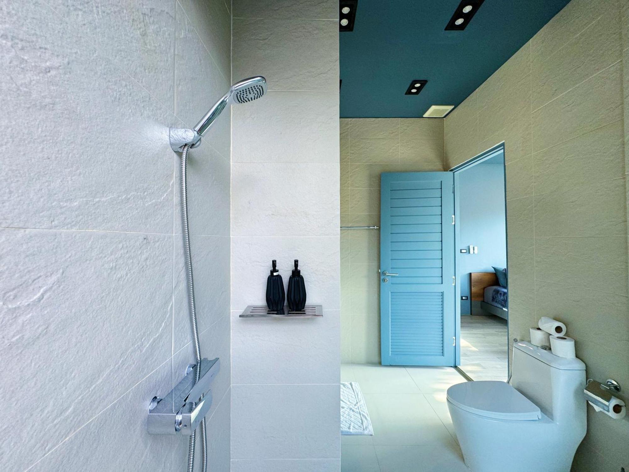 Contemporary 3bd Safari Near Nai Yang