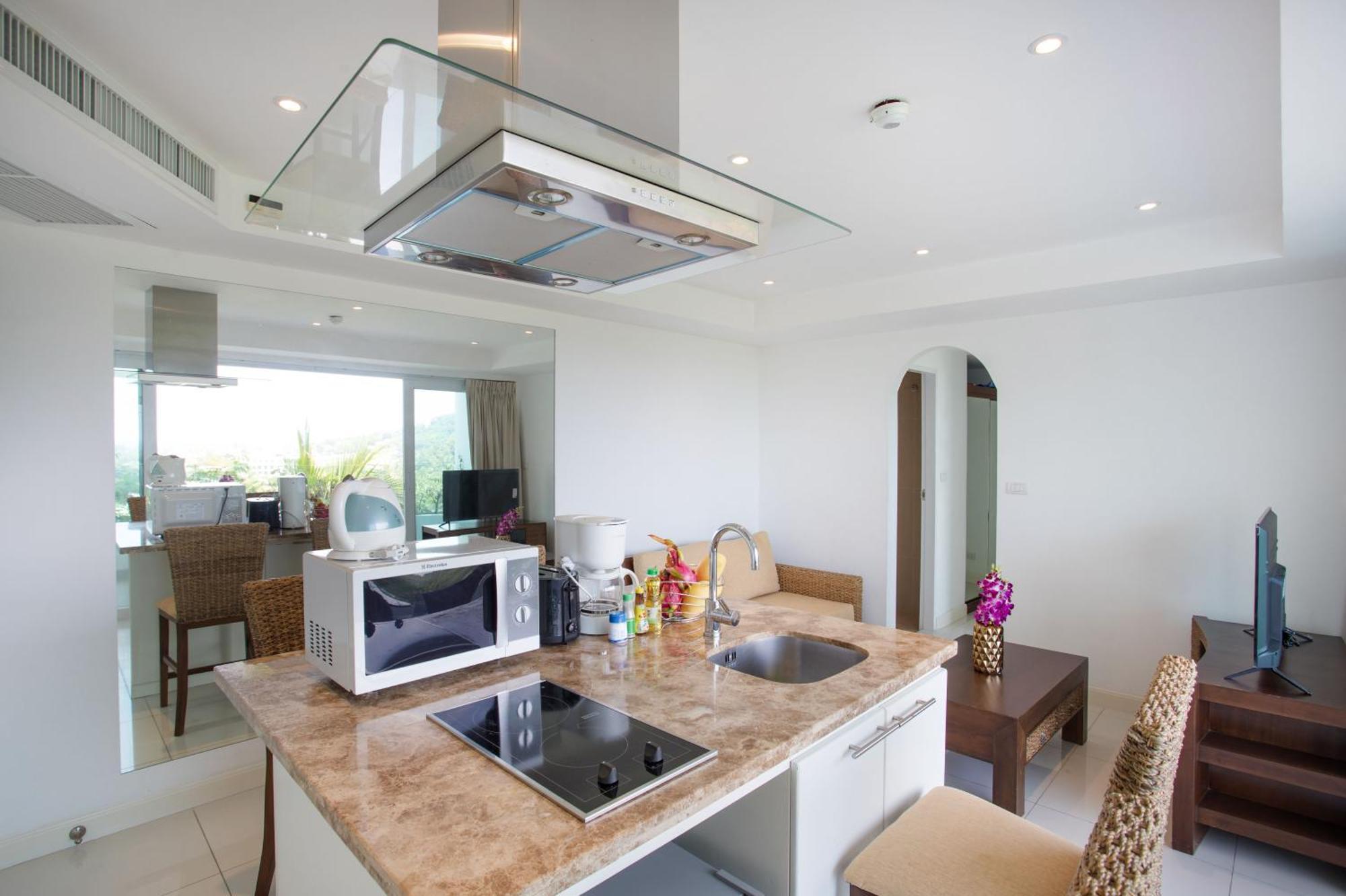 Scenic Kata Ocean View O17*1br*just 5 Min Drive To Kata Apartment *