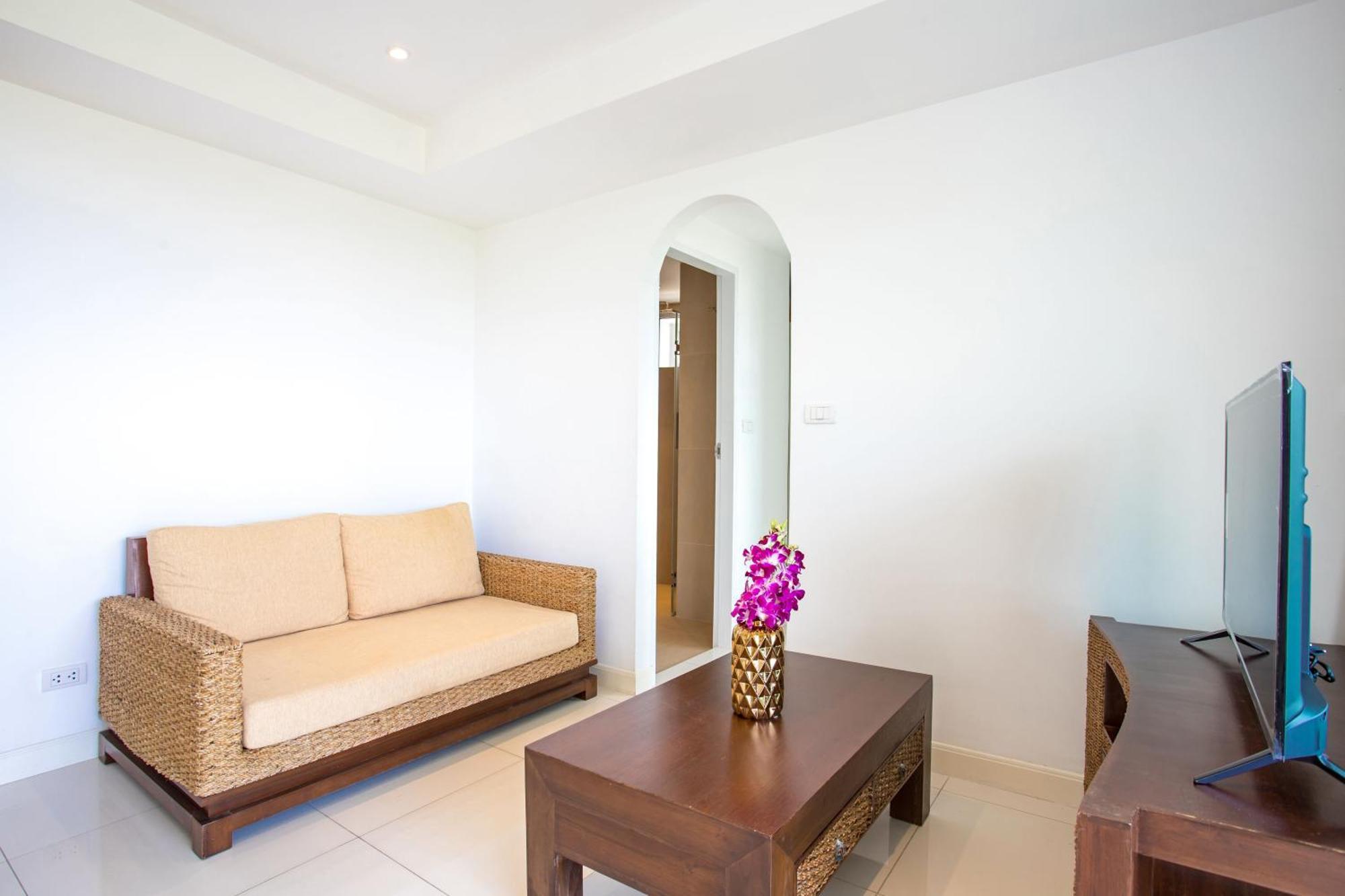 Scenic Kata Ocean View O17*1br*just 5 Min Drive To Kata Ban Kata