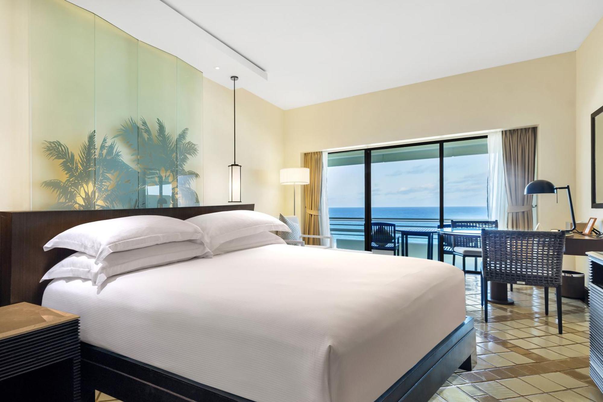 Pullman Phuket Beach Karon