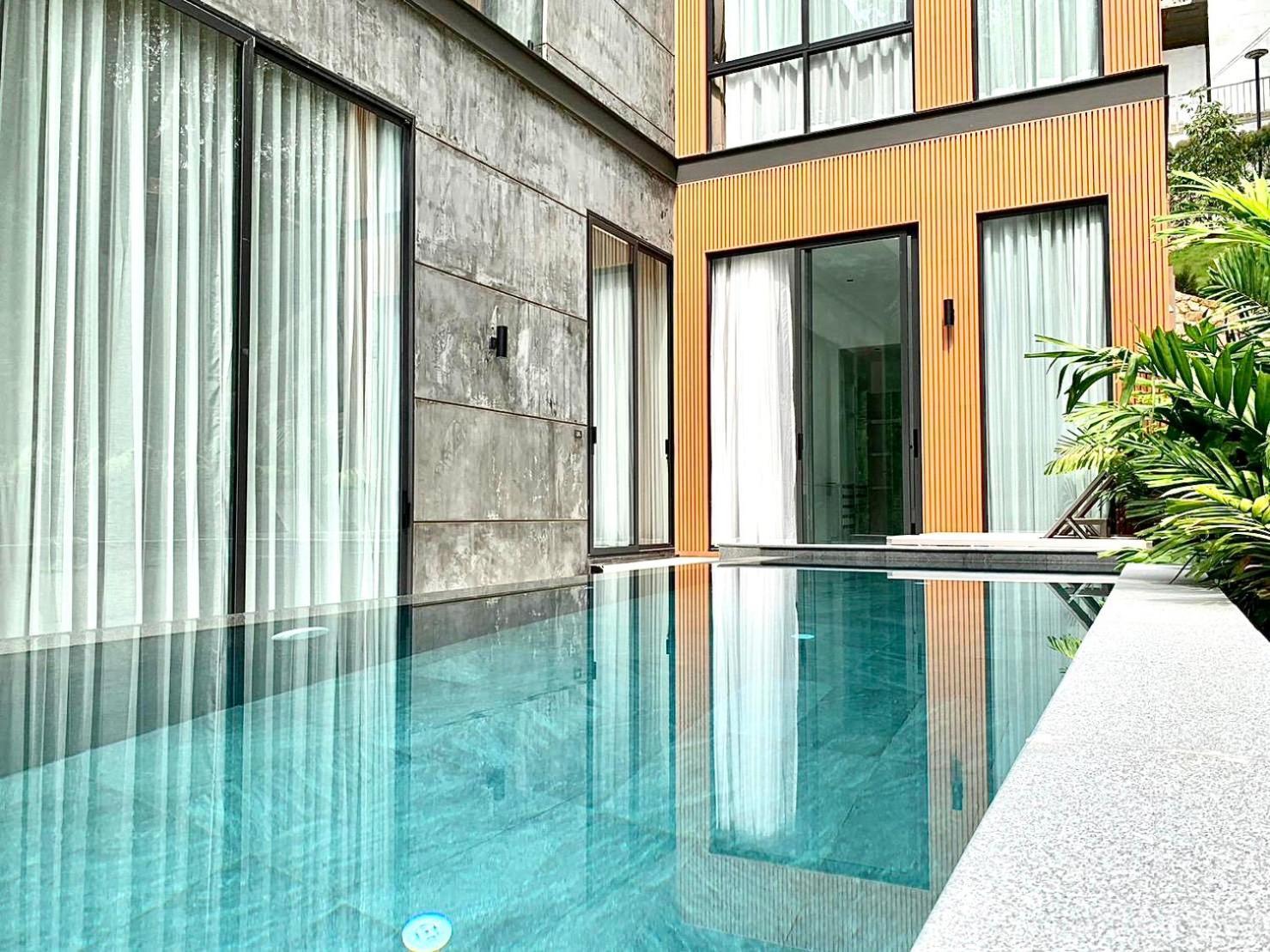 Villa Menara Bang Tao *