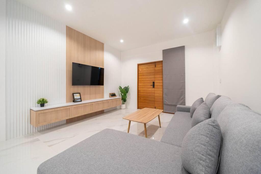 2br Townhome 300m Walk To Fully Equipped Pangsapuri Pantai Kata