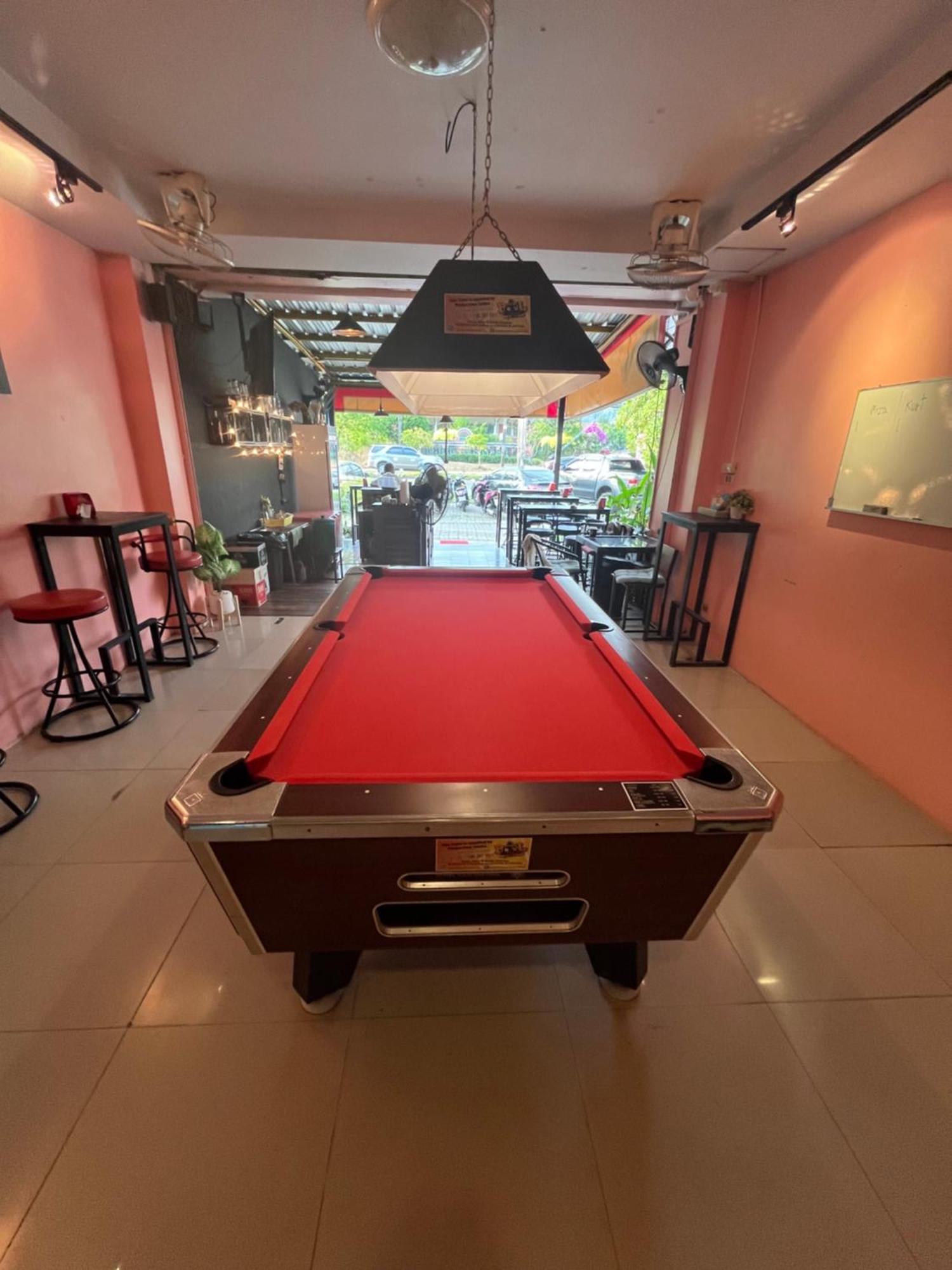 84 Bar & Apartment Kathu