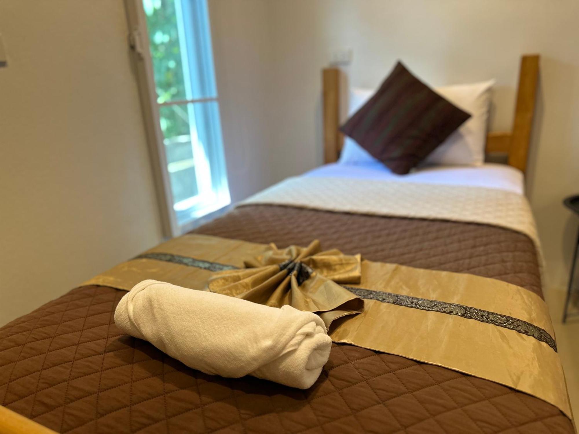 Suntalee House Guest house Nai Yang