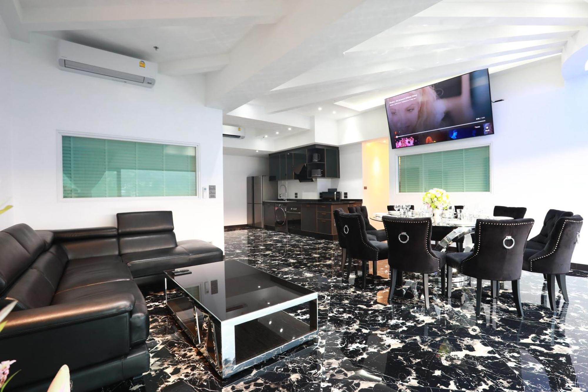 Tower Designer Pta 2025 Appartement Patong